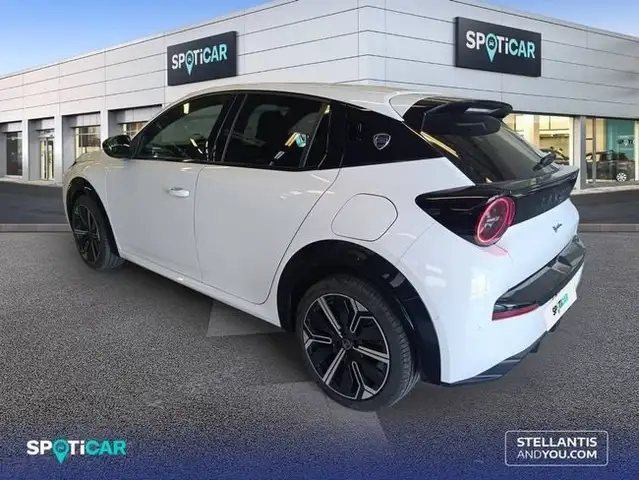 Lancia Ypsilon view 5