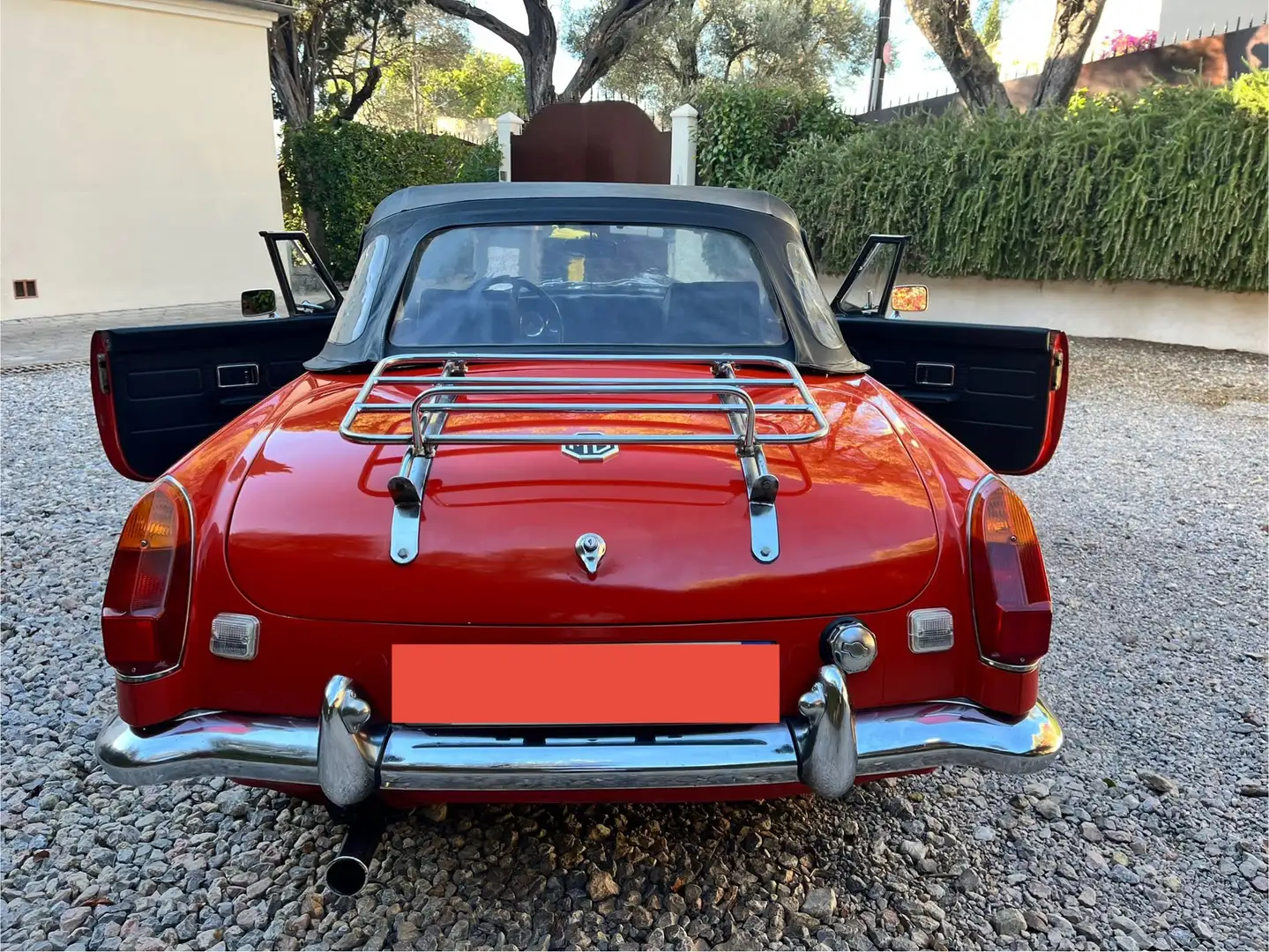MG MGB Red - 2