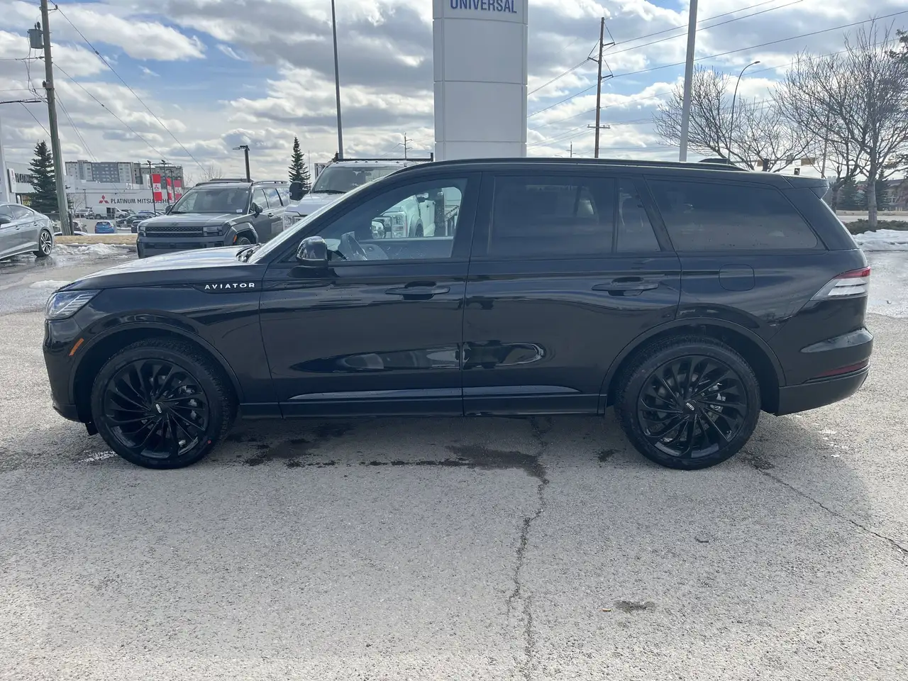 Lincoln Aviator снимка Lincoln Aviator