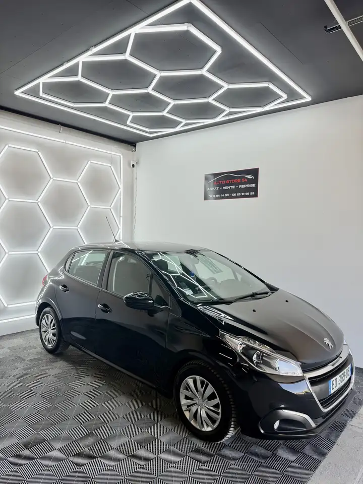 Peugeot 208 AFFAIRE 1.6 BLUEHDI 100 BVM5 PACK CLIM