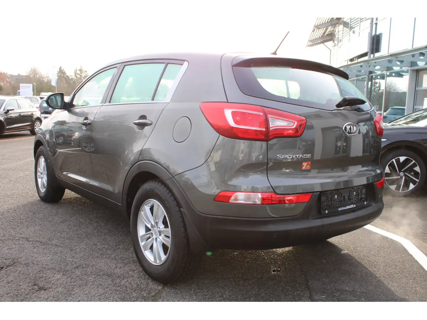 Kia Sportage Attract 2WD *Gewerbe/Export,HeckLED,Klima* - 2