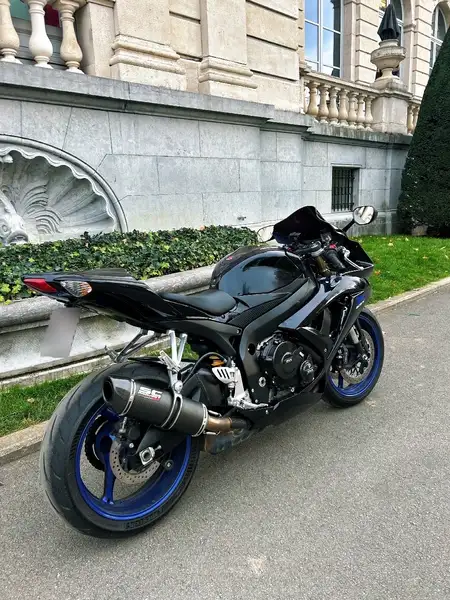 Suzuki GSX-R 600 - foto 3
