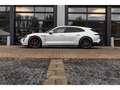 Porsche Taycan GTS / Bose / 22KW onboard / NP: €172.168 / ... Blanc - thumbnail 1