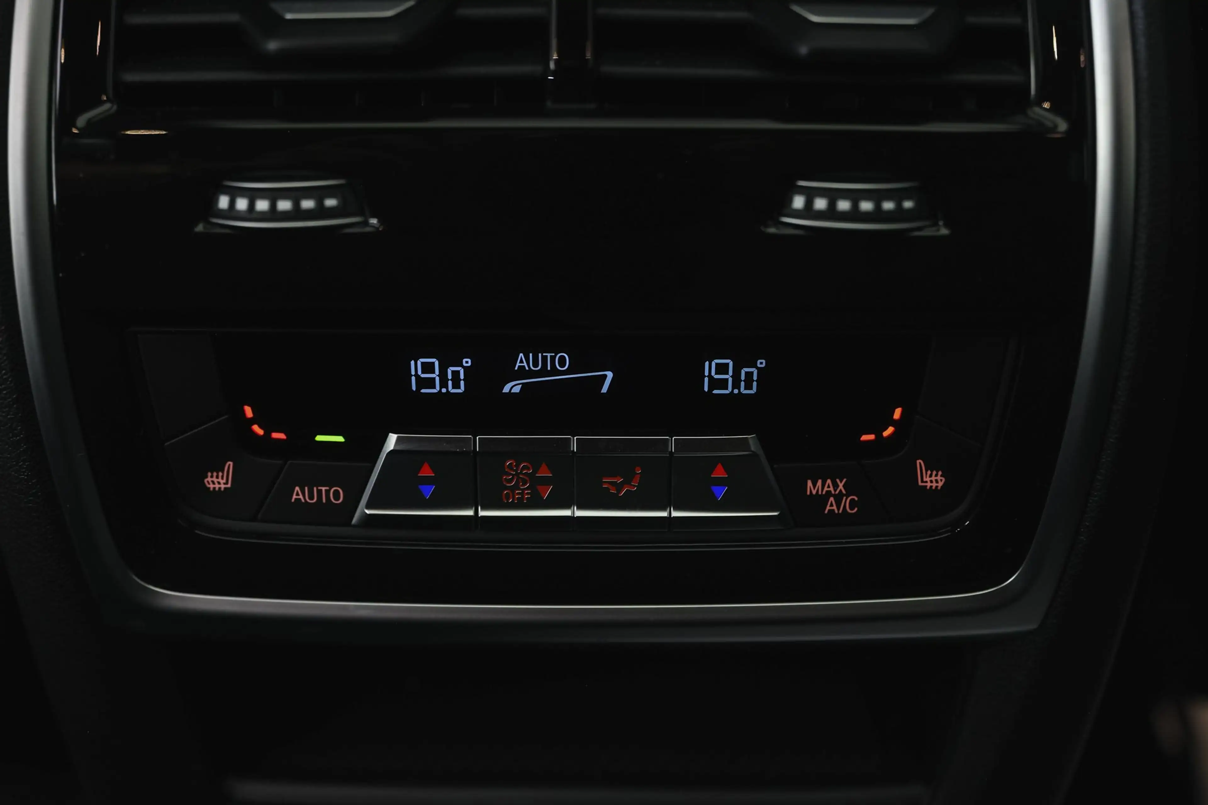 BMW X5 xDrive50e M Sport Automaat / Trekhaak / Panoramada — photo 14
