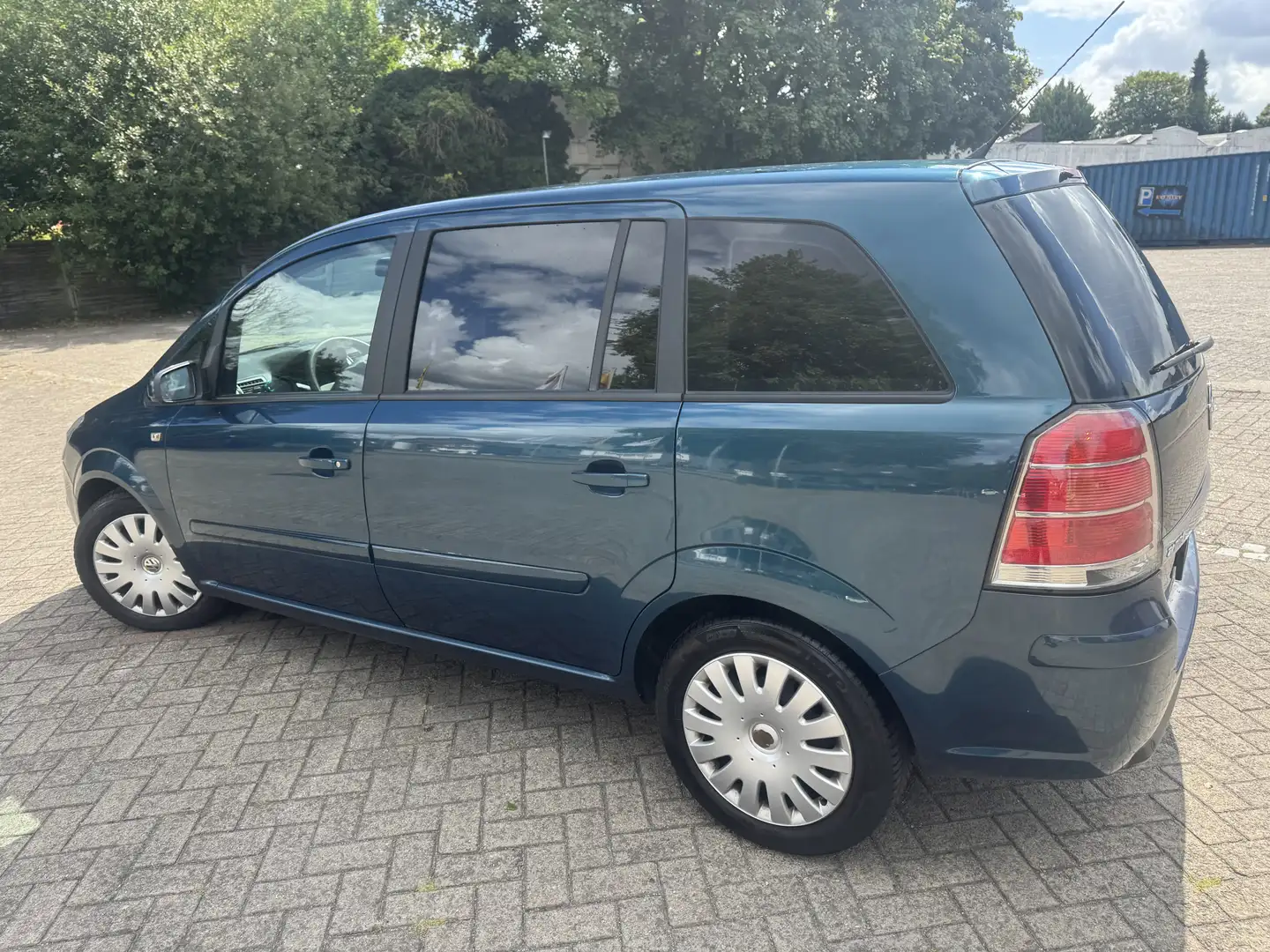 Opel Zafira 1.9 HU/AU 08.2027, 7Sitzer,Inkl 12 Monate Garantie Grün - 2