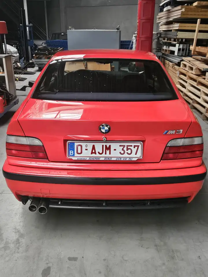 BMW E36. M3, foto 3