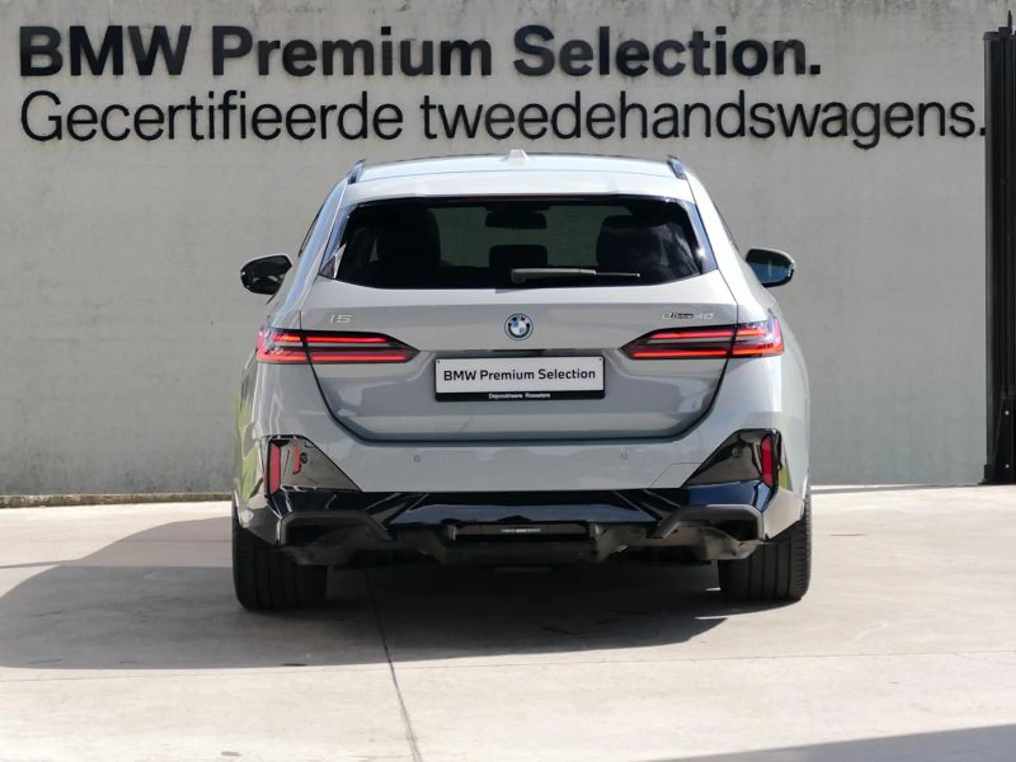 BMW i5 eDrive40 Touring M Sport Pro | PANO | Drive Pro — photo 4