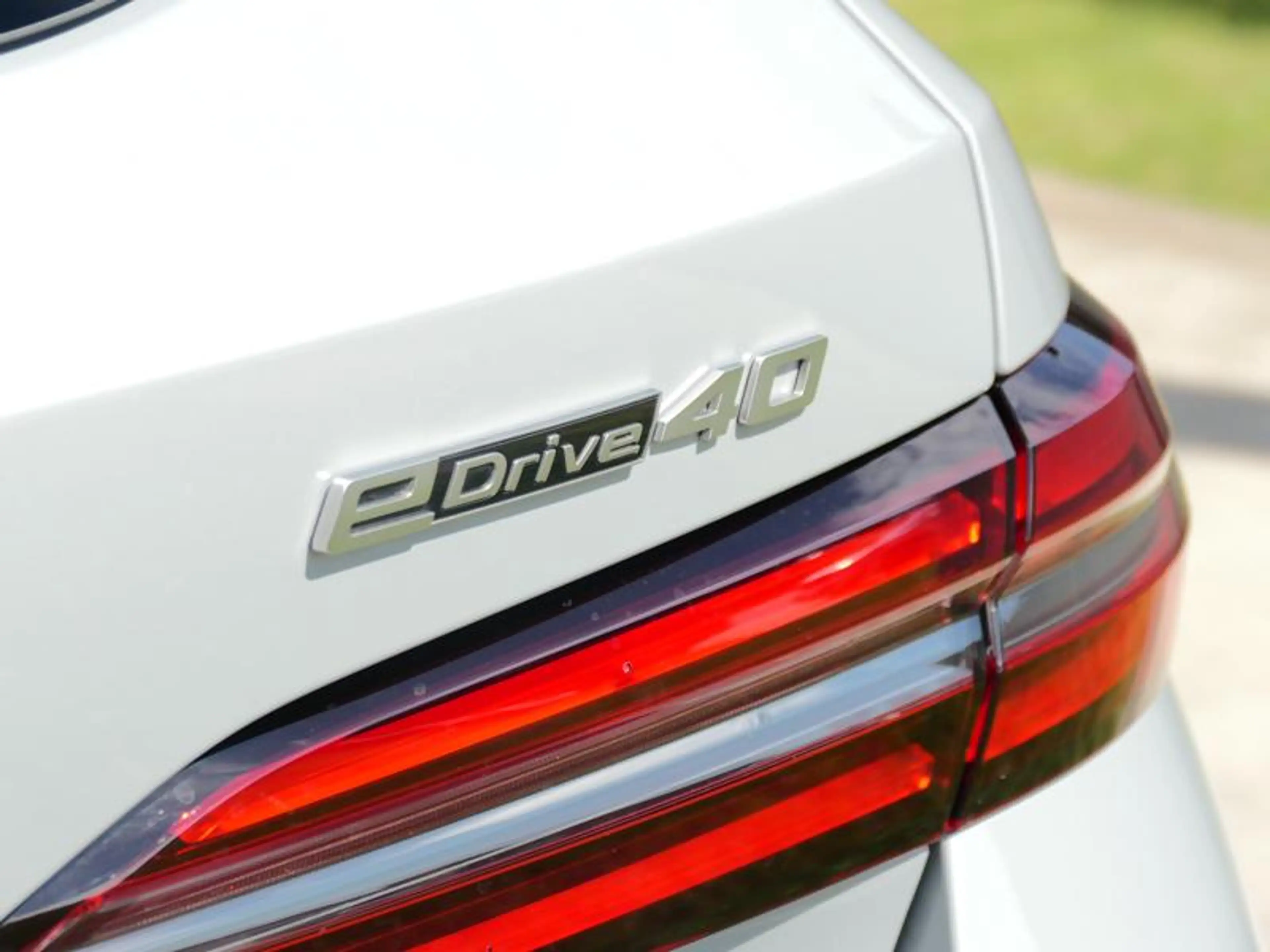 BMW i5 eDrive40 Touring M Sport Pro | PANO | Drive Pro — photo 11