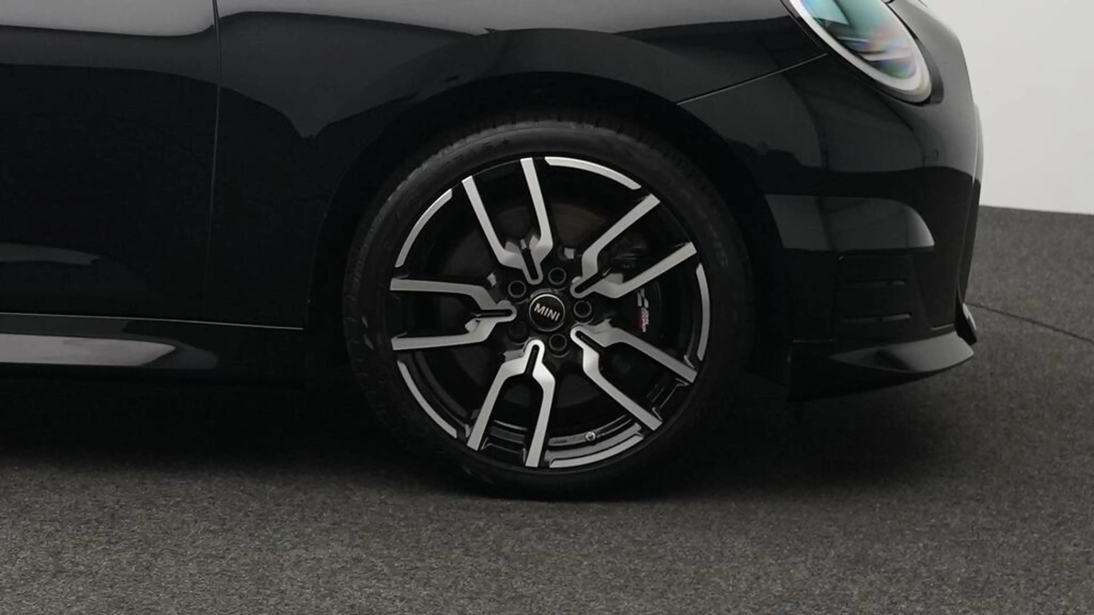MINI Cooper SE John Cooper Works Trim — photo 12