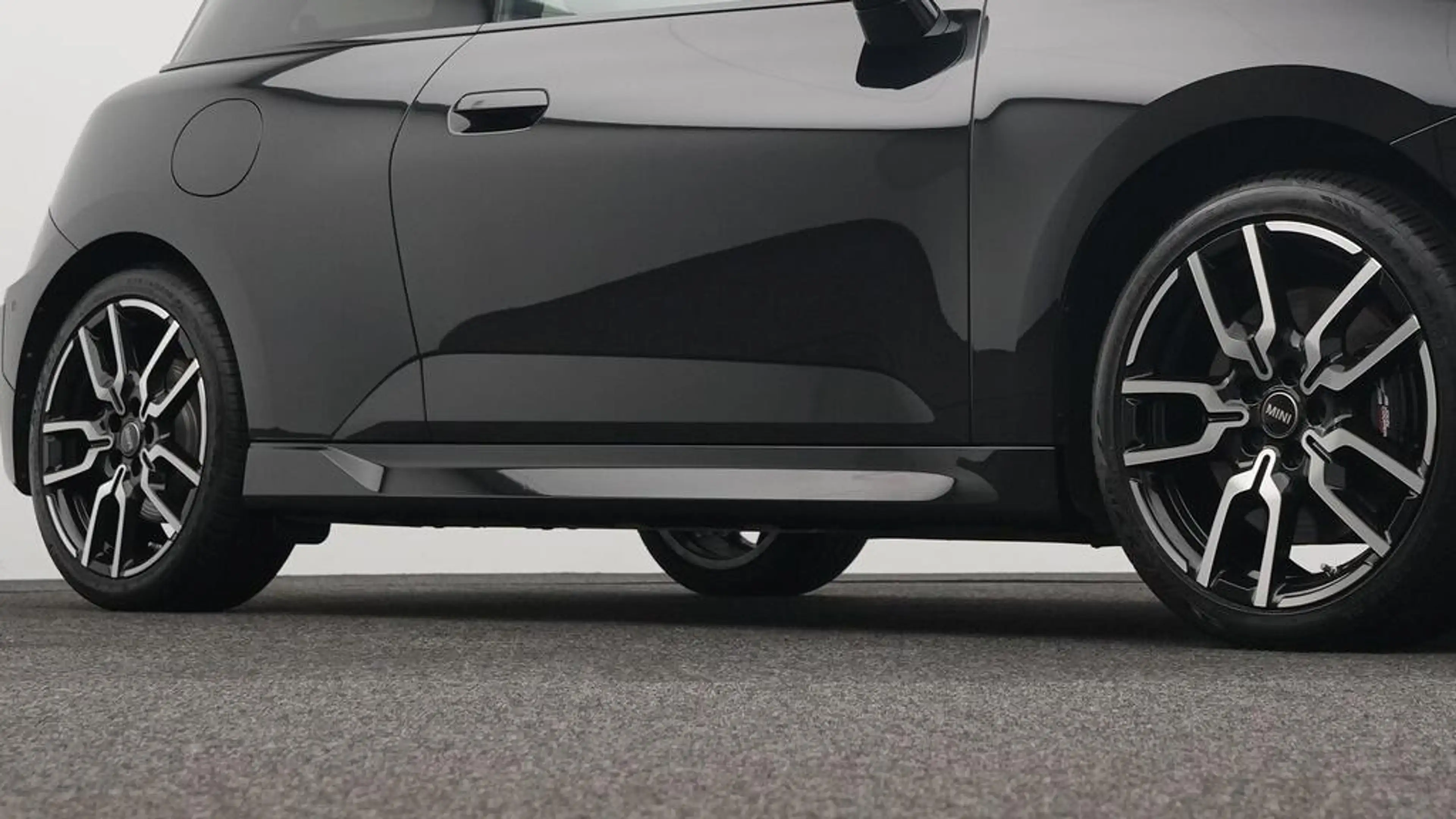 MINI Cooper SE John Cooper Works Trim — photo 20