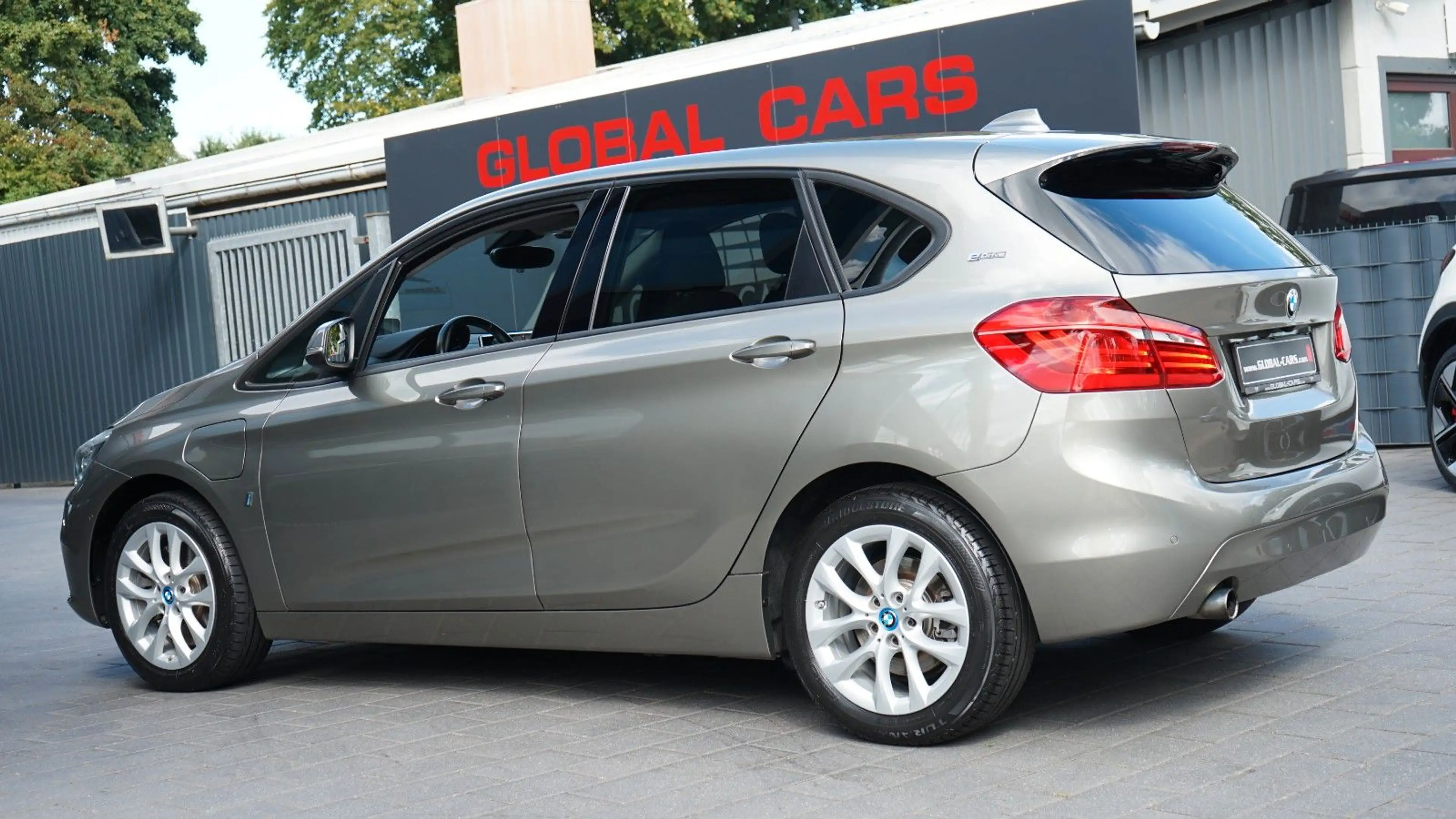 BMW 225 x e i PERFORMANCE ACTIVE TOURER*HUD*LED*NAVI — photo 10