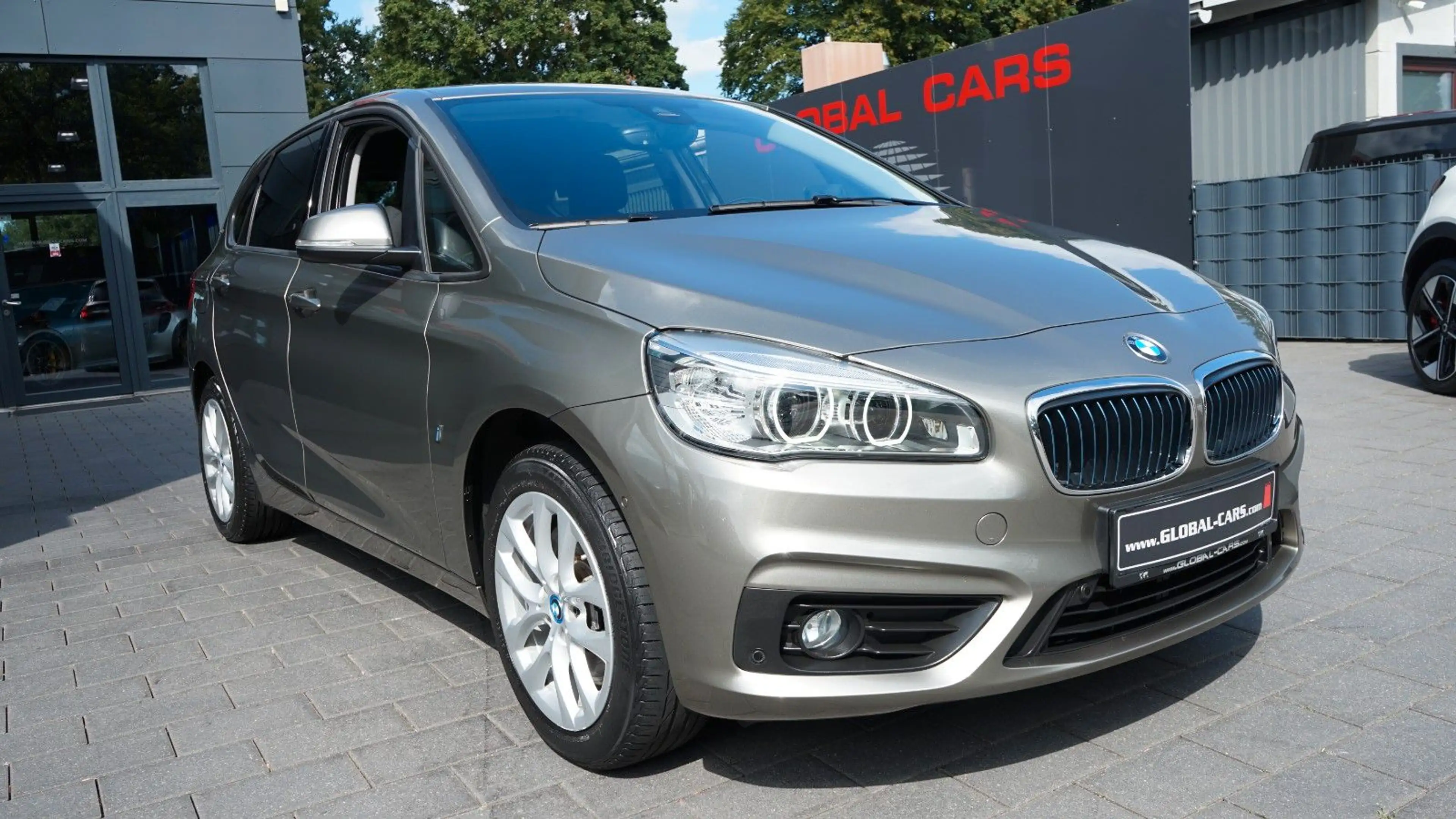 BMW 225 x e i PERFORMANCE ACTIVE TOURER*HUD*LED*NAVI — photo 11