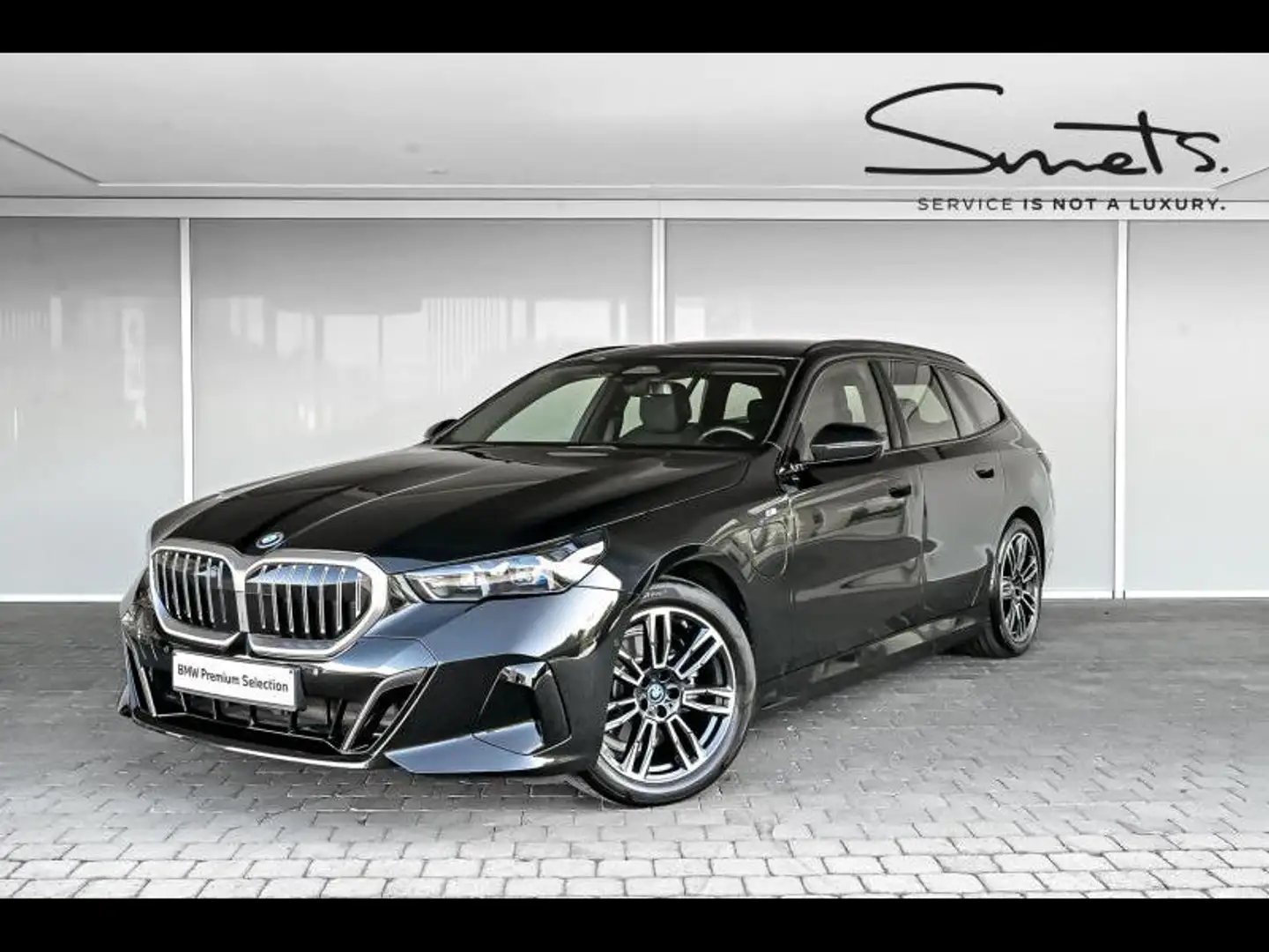 BMW 530 530e xDrive Touring - M Pack - Noir - 1