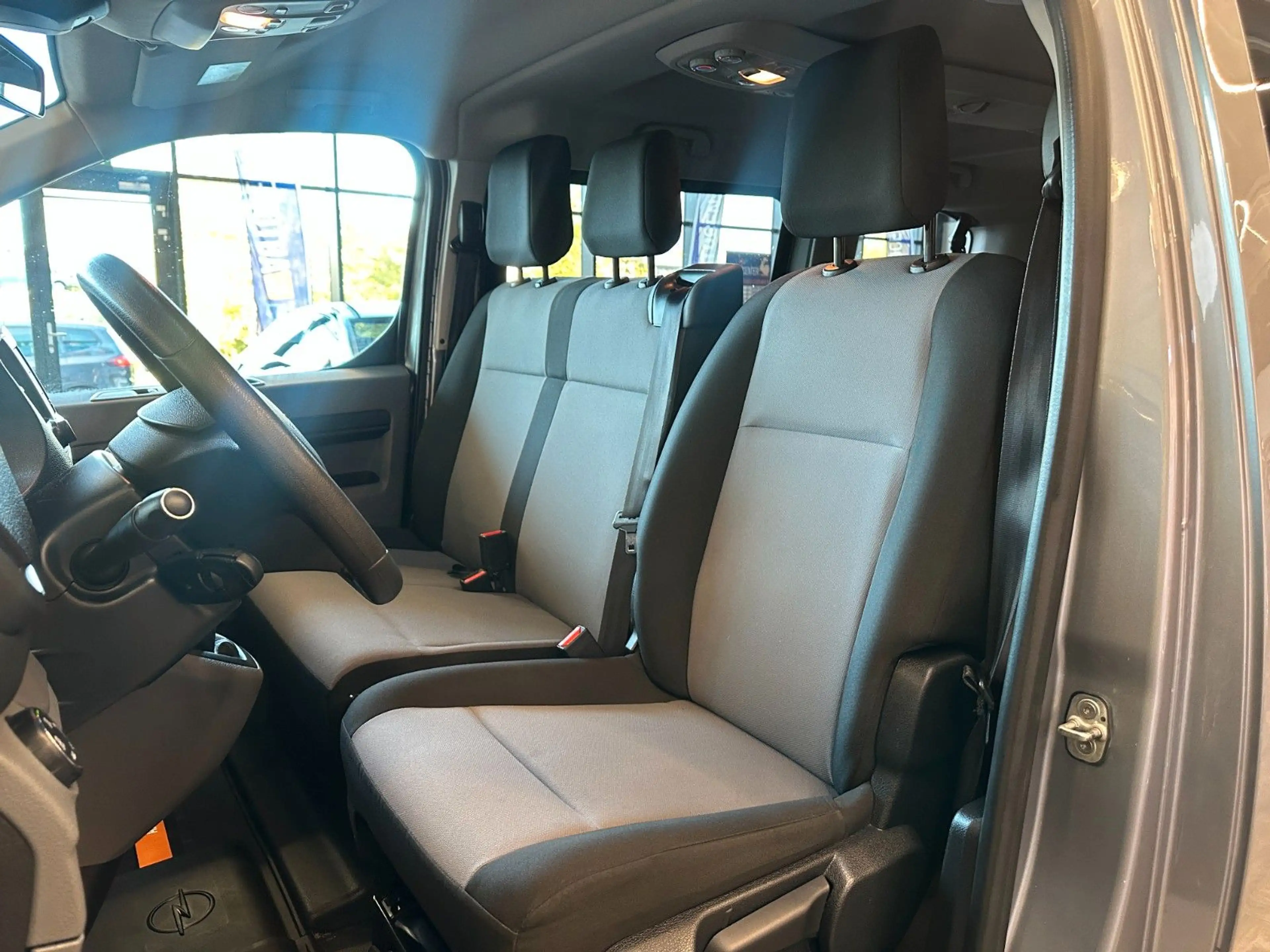 Opel Vivaro *9.SITZER*AHK*TEMPO*CARPLAY*SERVICE04/26* — photo 7