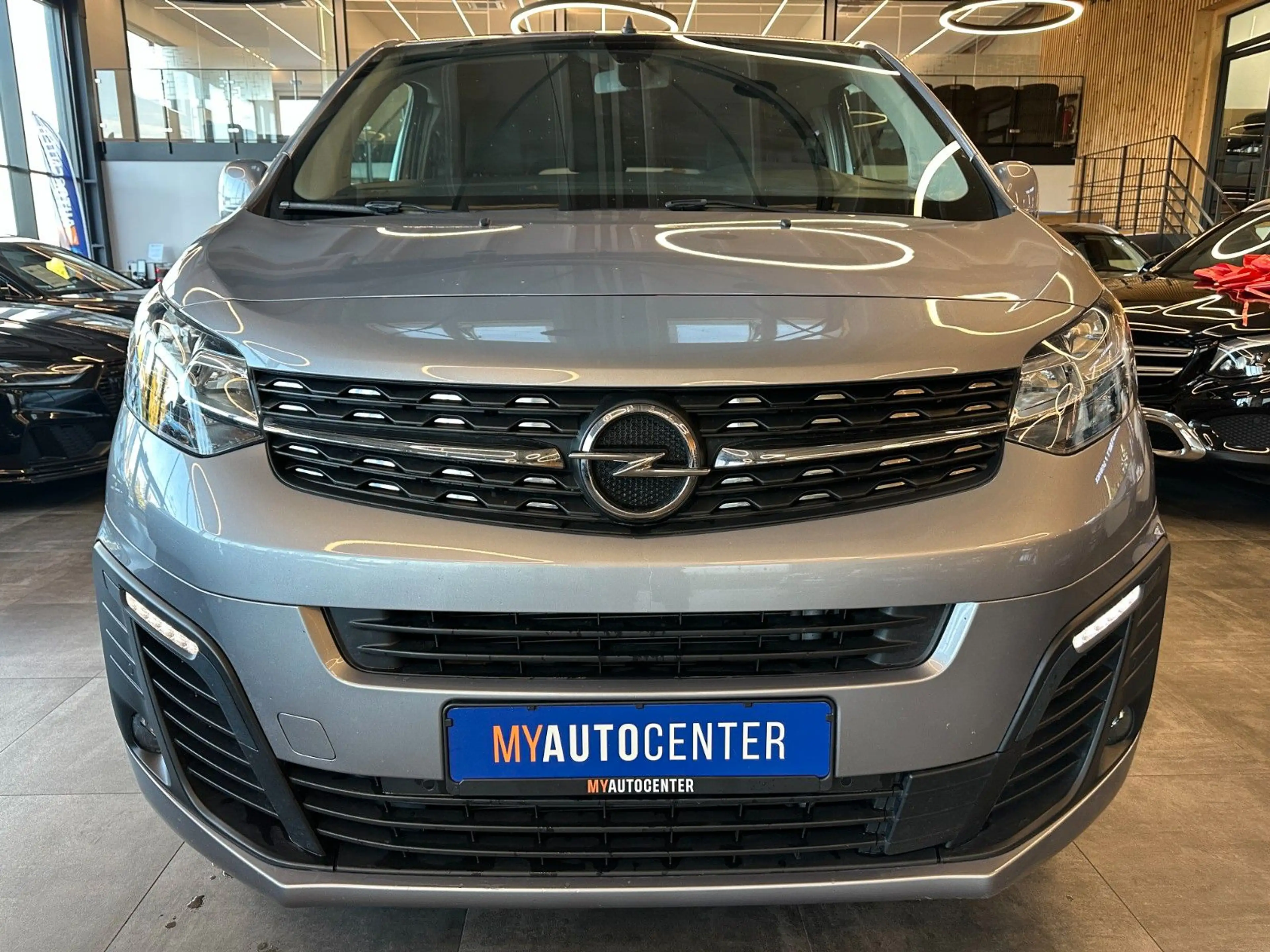 Opel Vivaro *9.SITZER*AHK*TEMPO*CARPLAY*SERVICE04/26* — photo 20