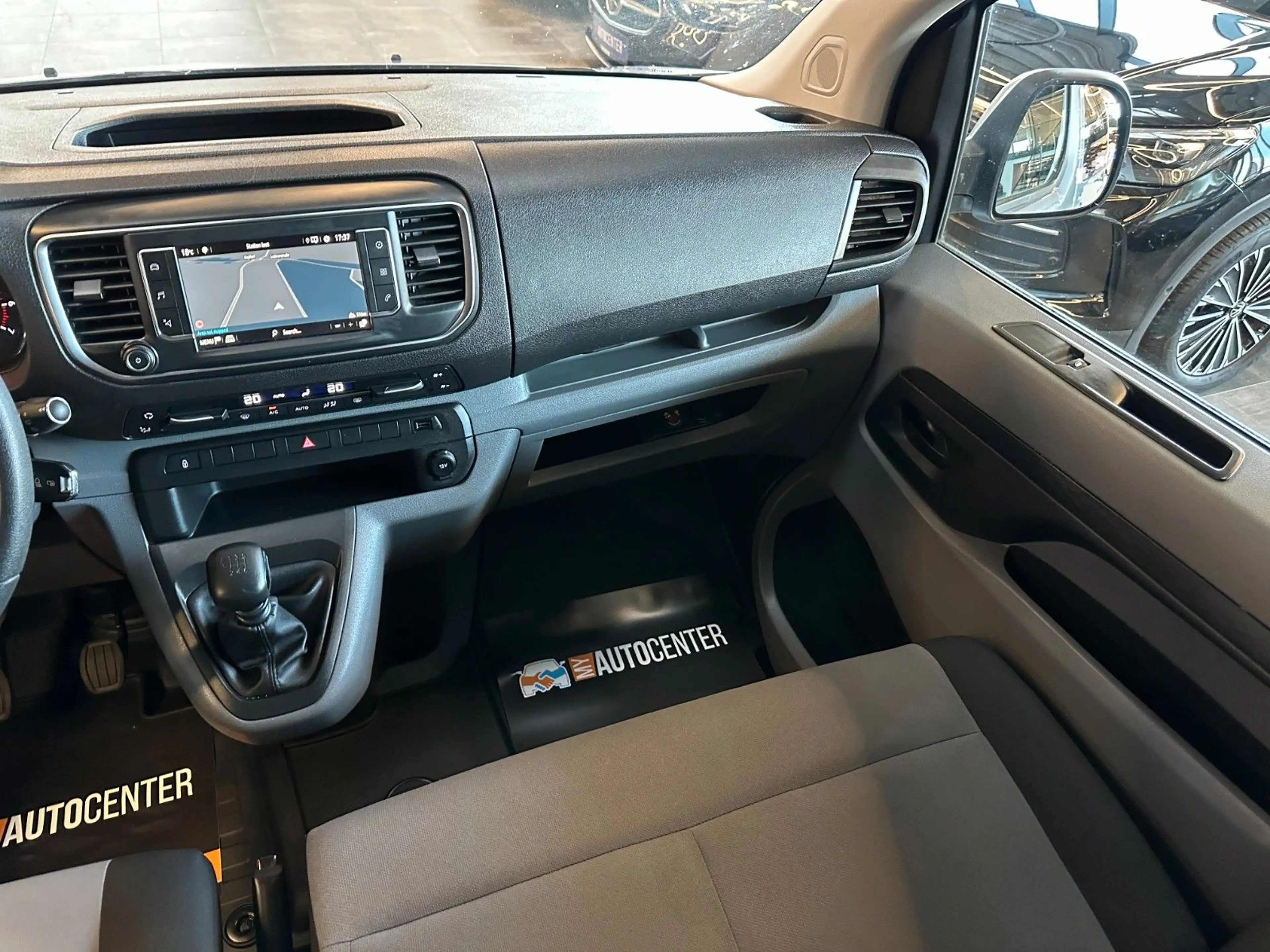 Opel Vivaro *9.SITZER*AHK*TEMPO*CARPLAY*SERVICE04/26* — photo 44