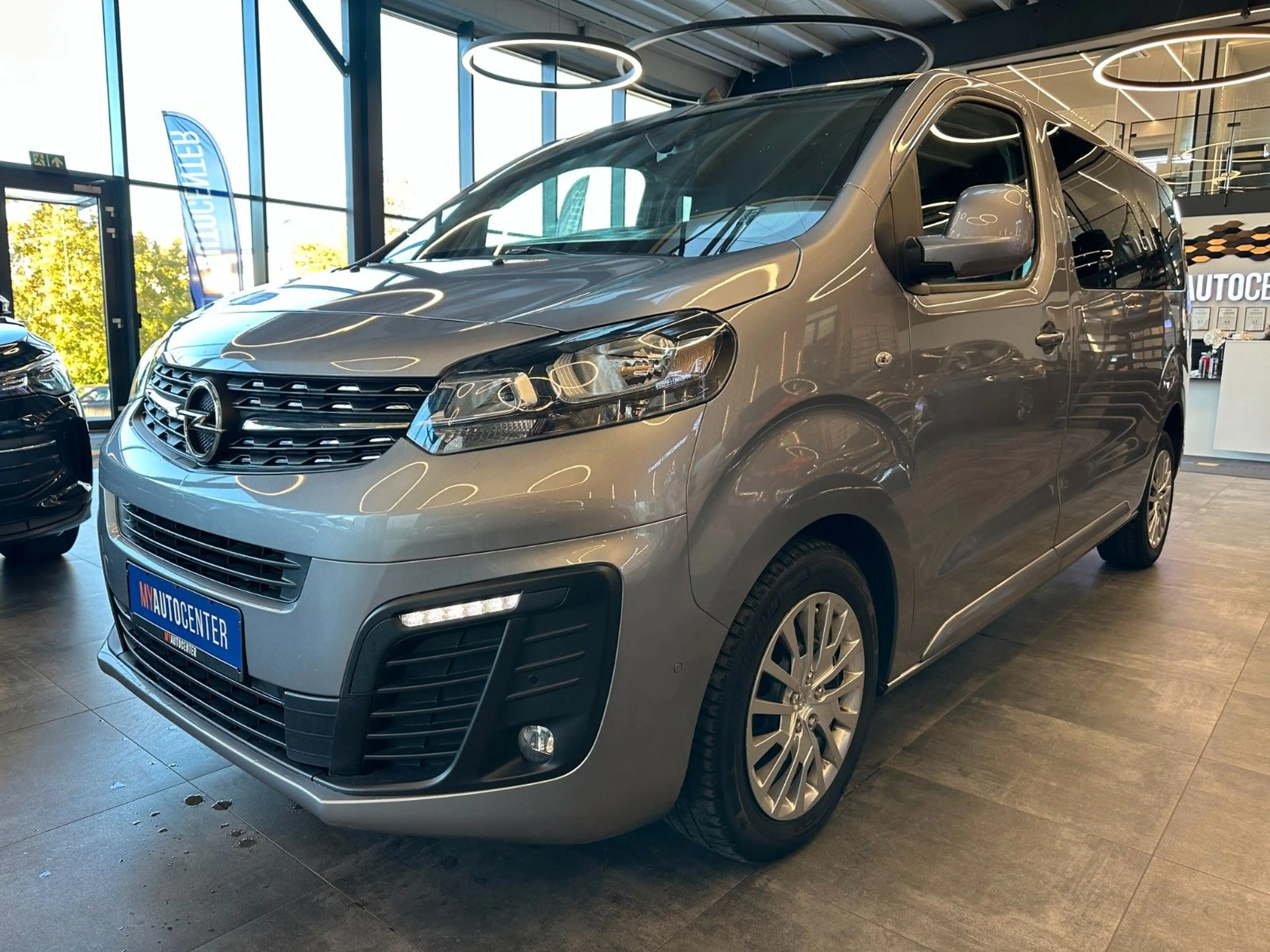 Opel Vivaro *9.SITZER*AHK*TEMPO*CARPLAY*SERVICE04/26* — photo 23