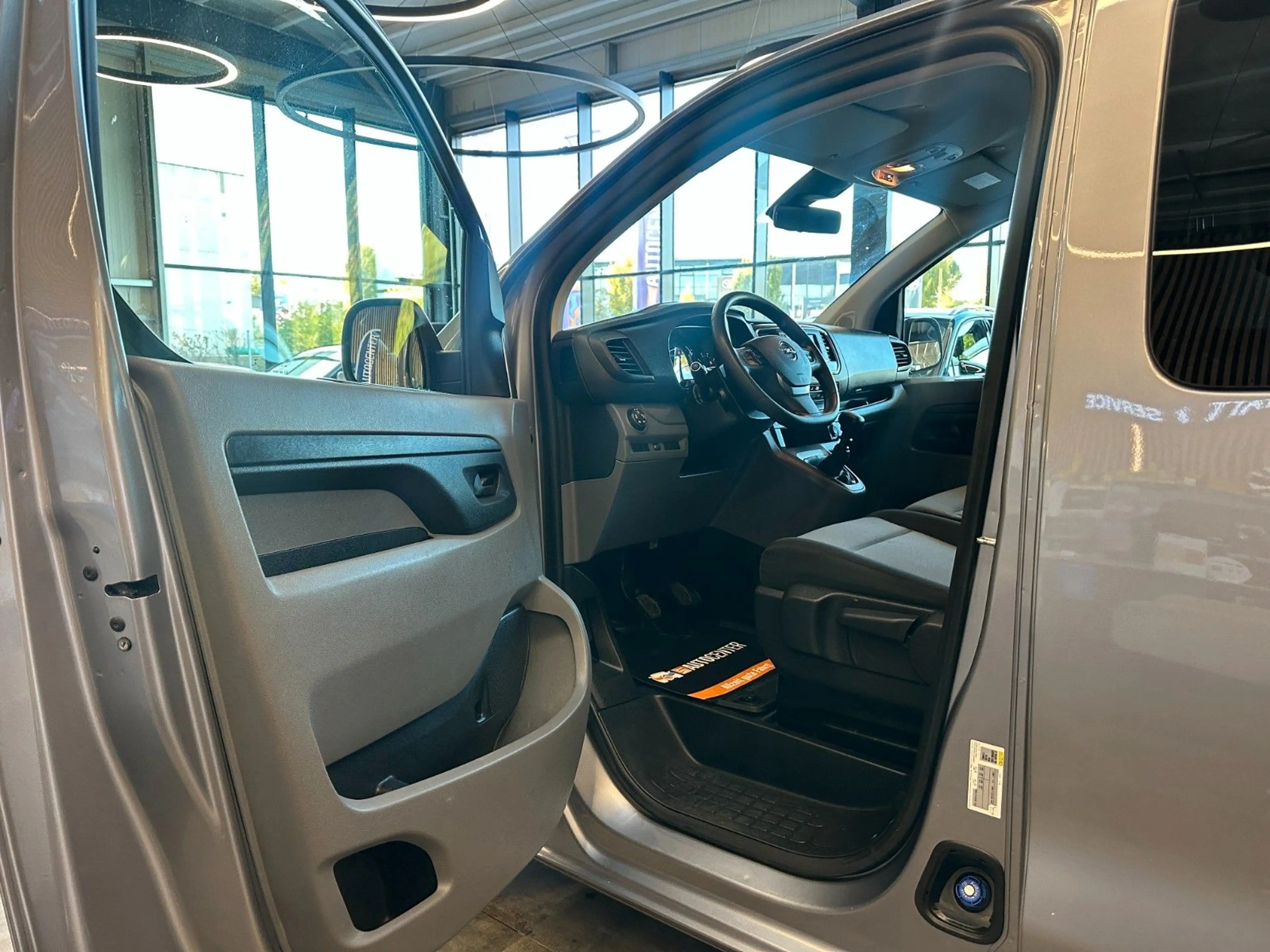 Opel Vivaro *9.SITZER*AHK*TEMPO*CARPLAY*SERVICE04/26* — photo 39