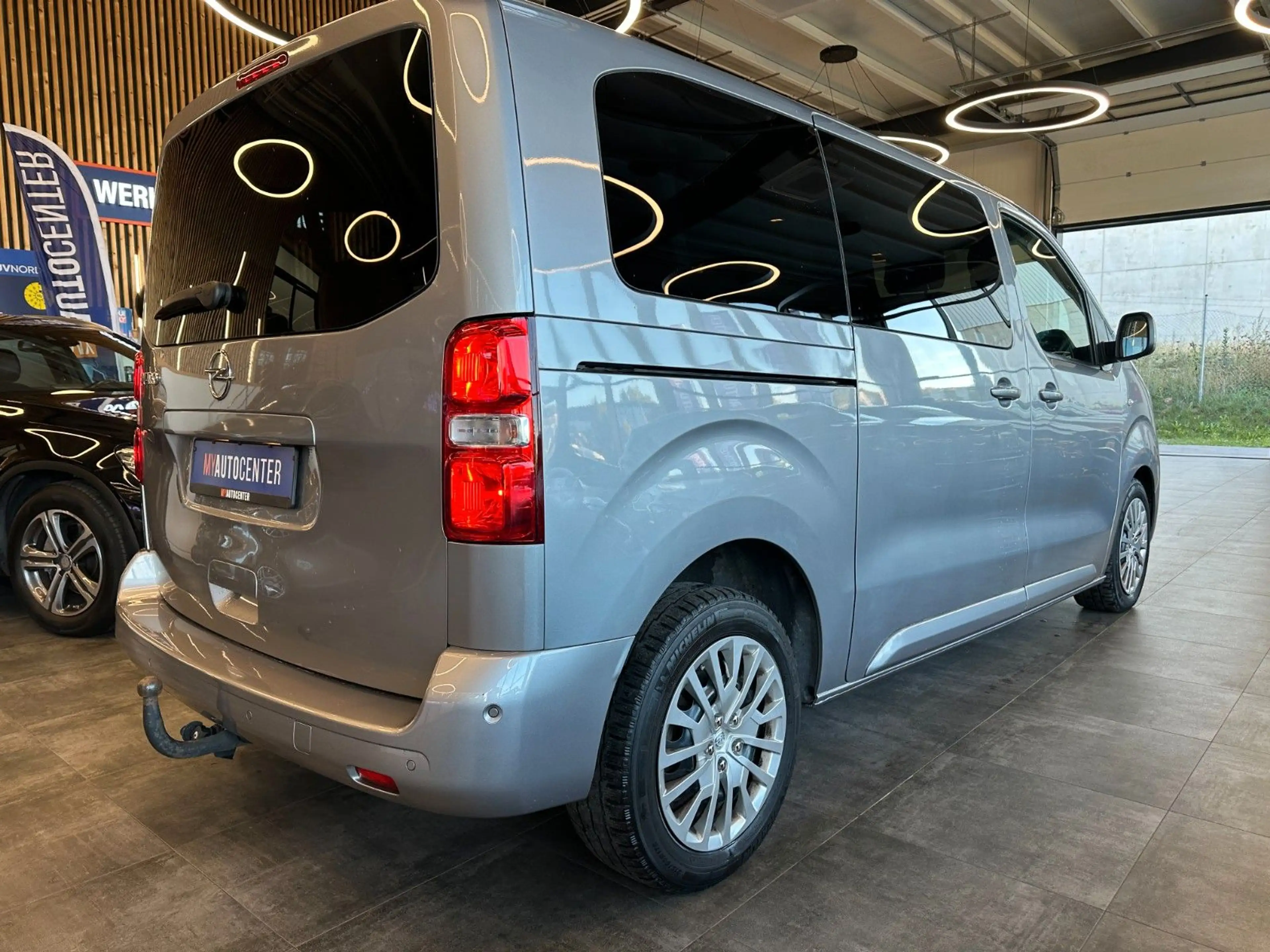 Opel Vivaro *9.SITZER*AHK*TEMPO*CARPLAY*SERVICE04/26* — photo 17