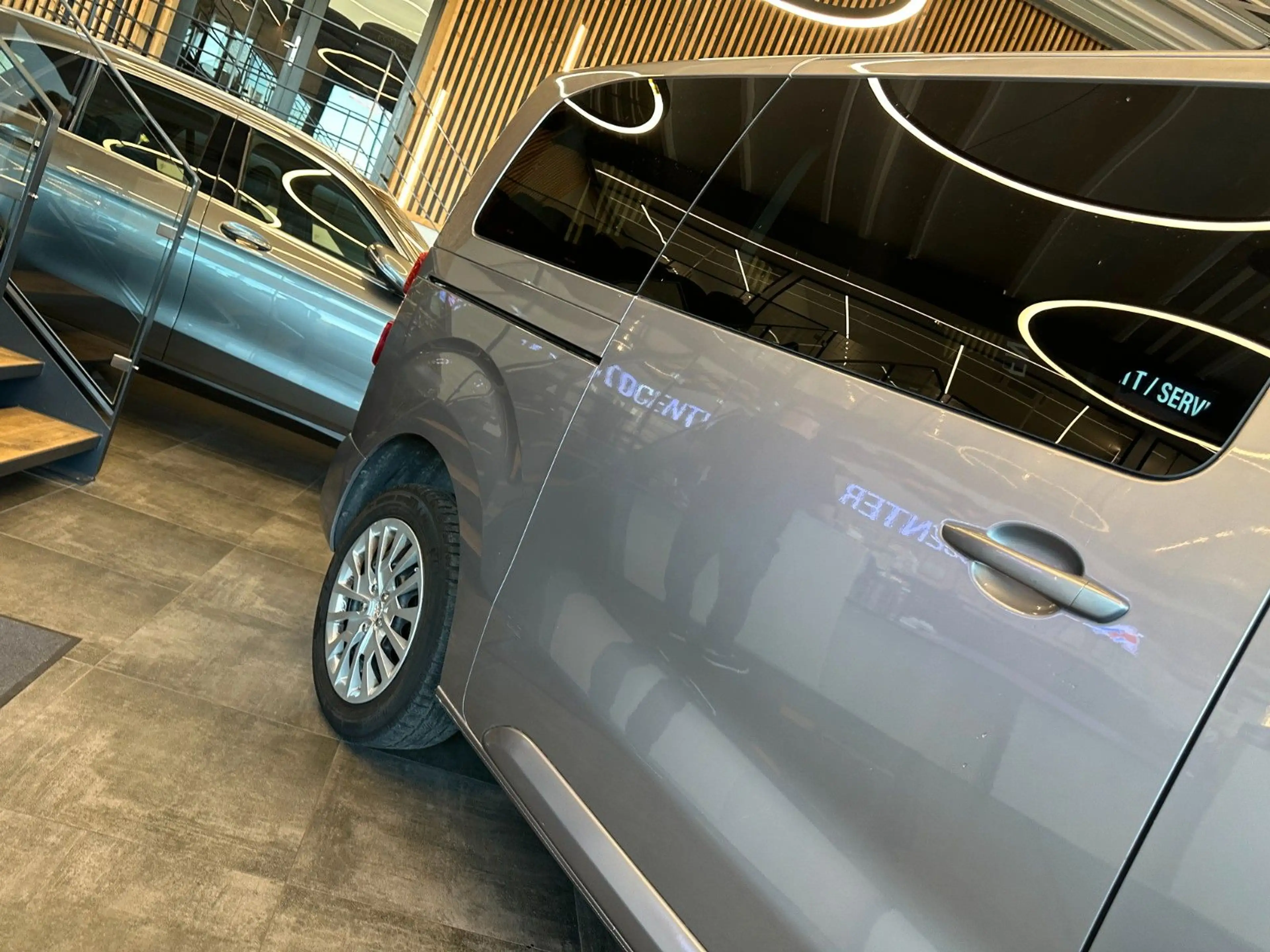 Opel Vivaro *9.SITZER*AHK*TEMPO*CARPLAY*SERVICE04/26* — photo 48