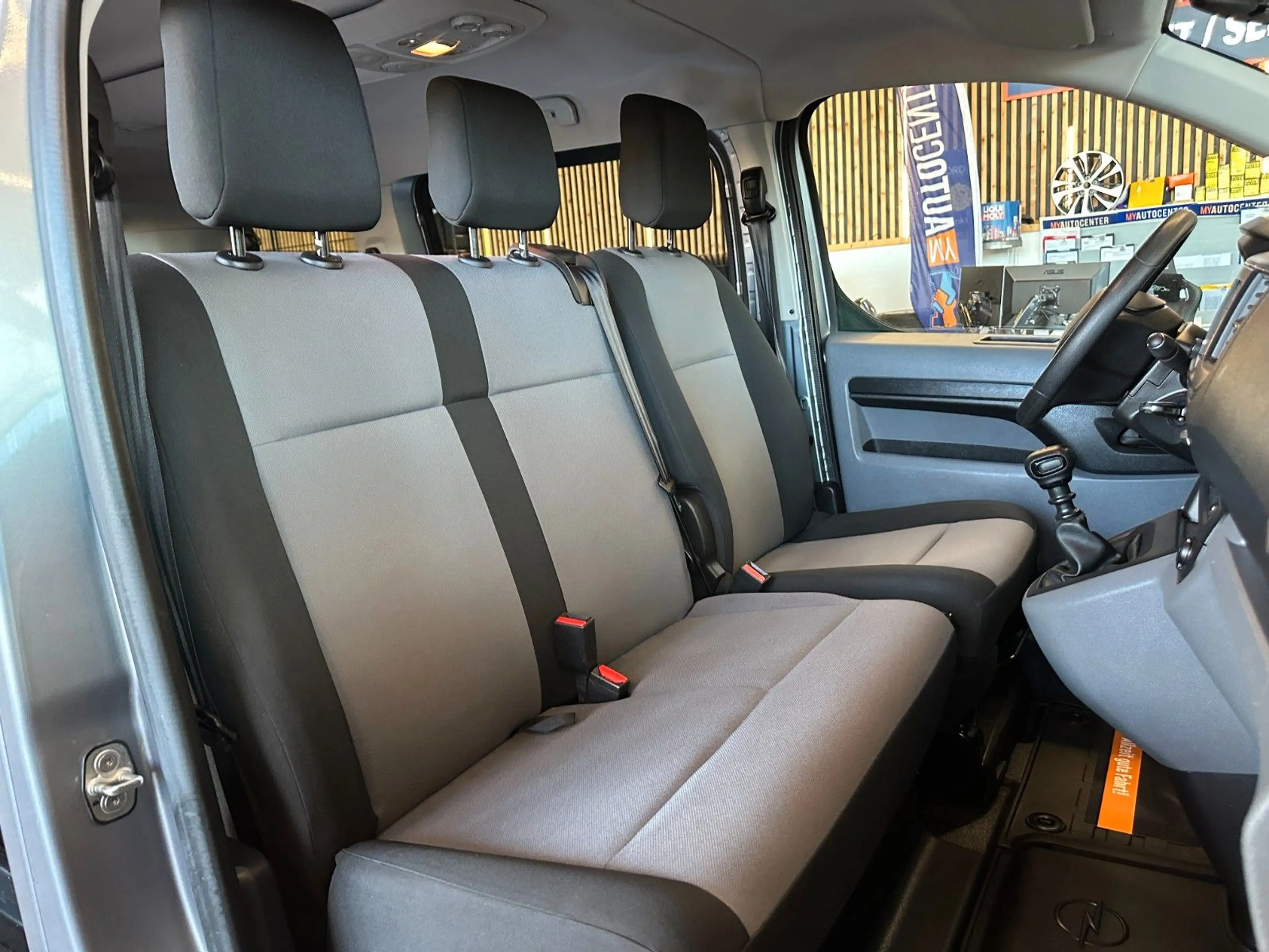 Opel Vivaro *9.SITZER*AHK*TEMPO*CARPLAY*SERVICE04/26* — photo 36