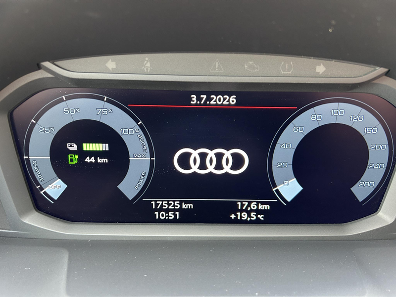 Audi Q3 45 TFSI e S edition S line AUTOMAAT | PLUG IN HYBR — photo 10