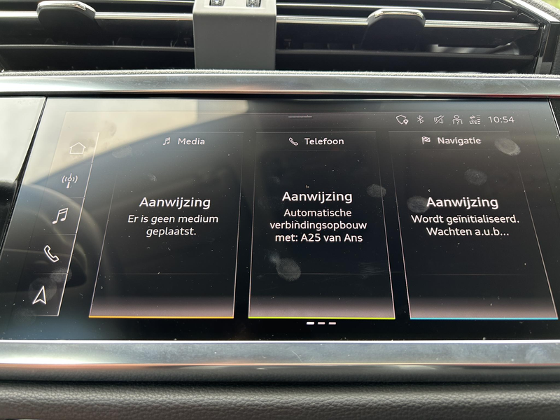 Audi Q3 45 TFSI e S edition S line AUTOMAAT | PLUG IN HYBR — photo 18