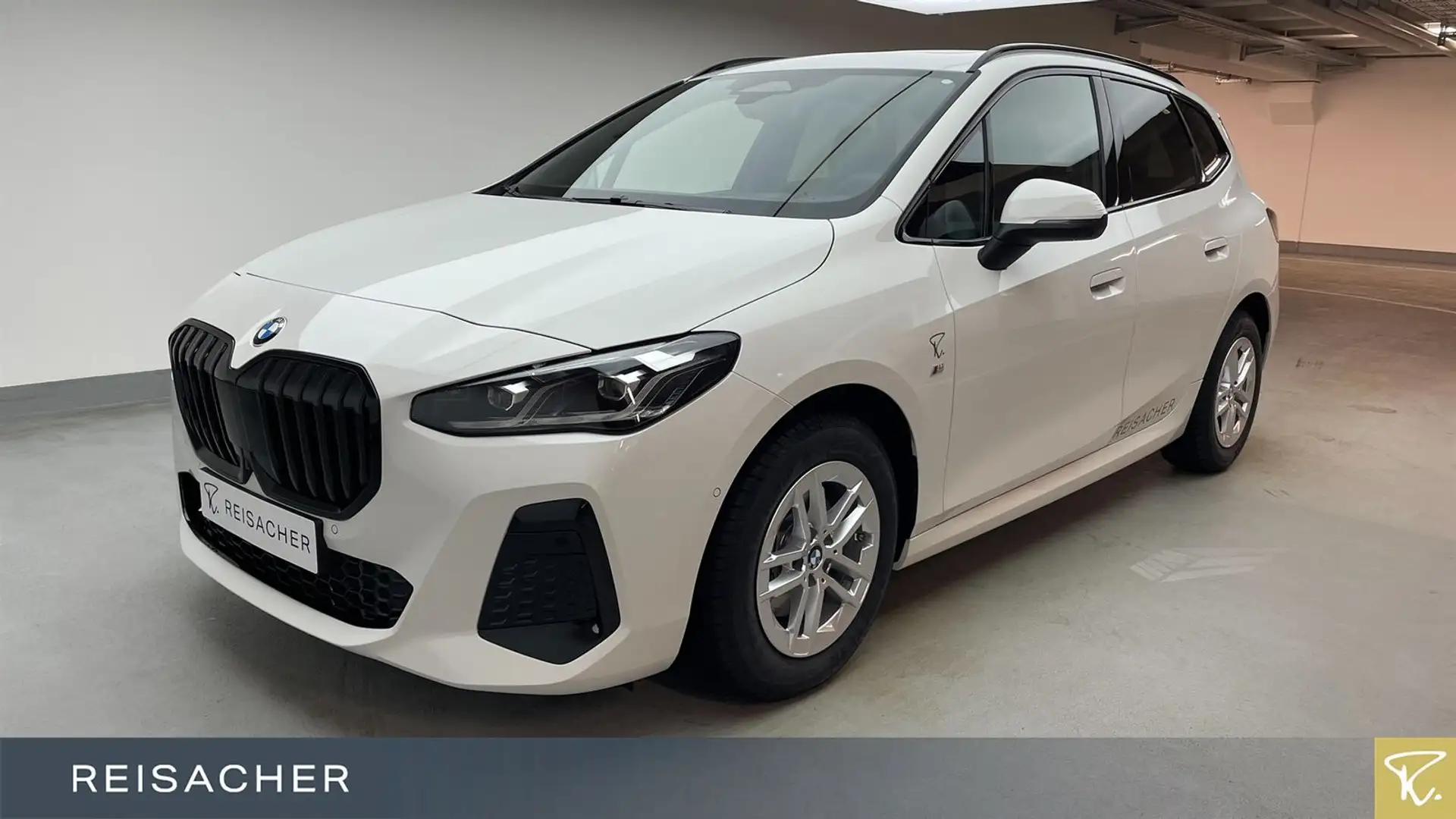 BMW 220 220i A Active Tourer M-Sport,AHK,DA+,Autom Weiß - 1