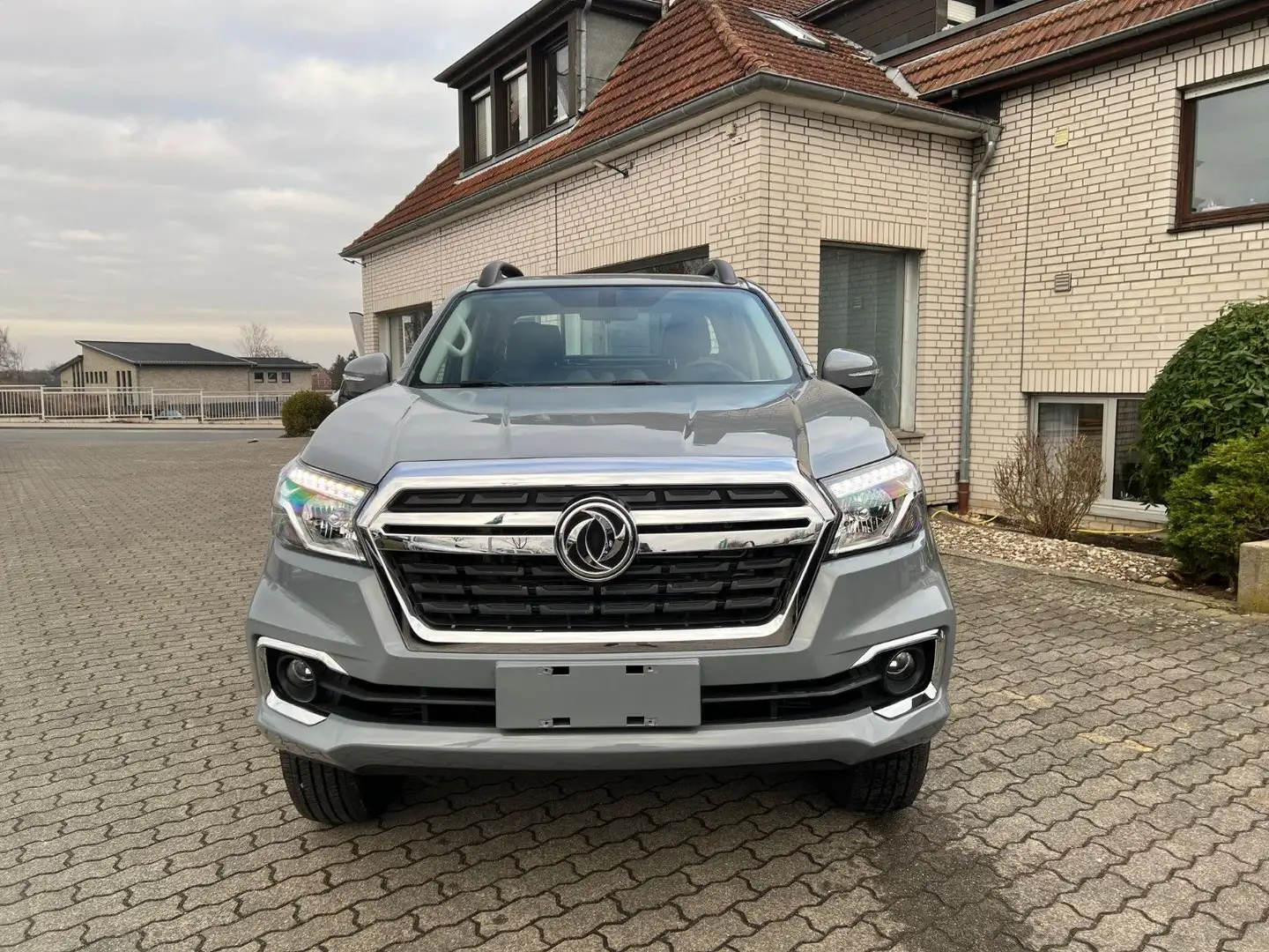 DFSK Rich 6 4x4 Diesel Doppelkabine Automatik Grau - 2