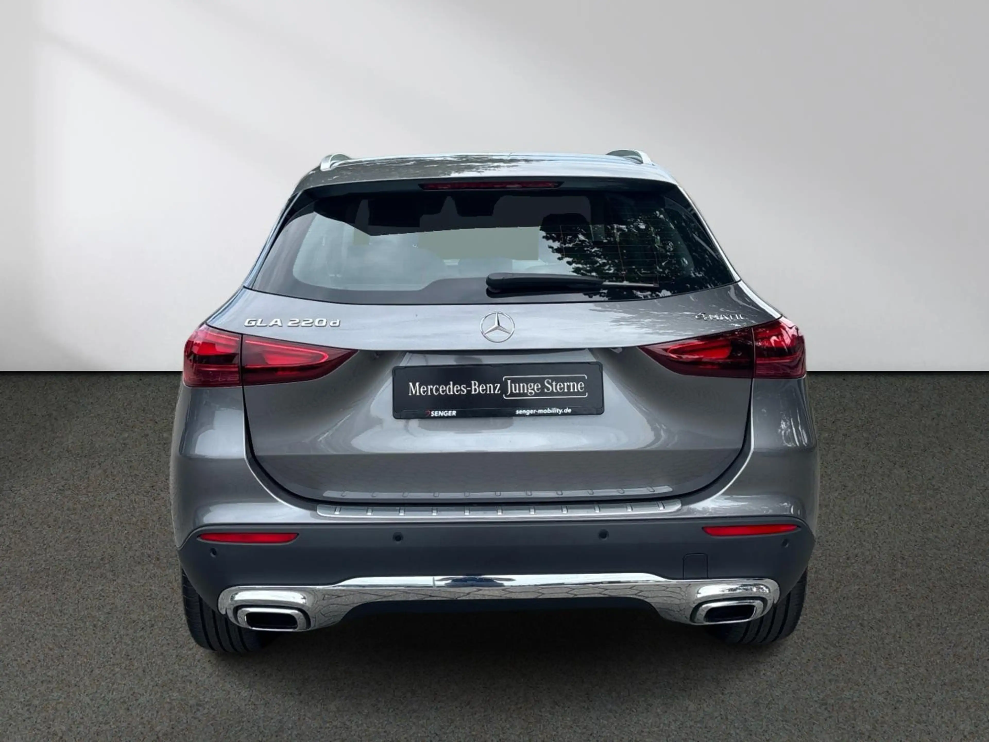 Mercedes-Benz GLA 220 d 4M Progressive-Advanced Kamera CarPlay — photo 6