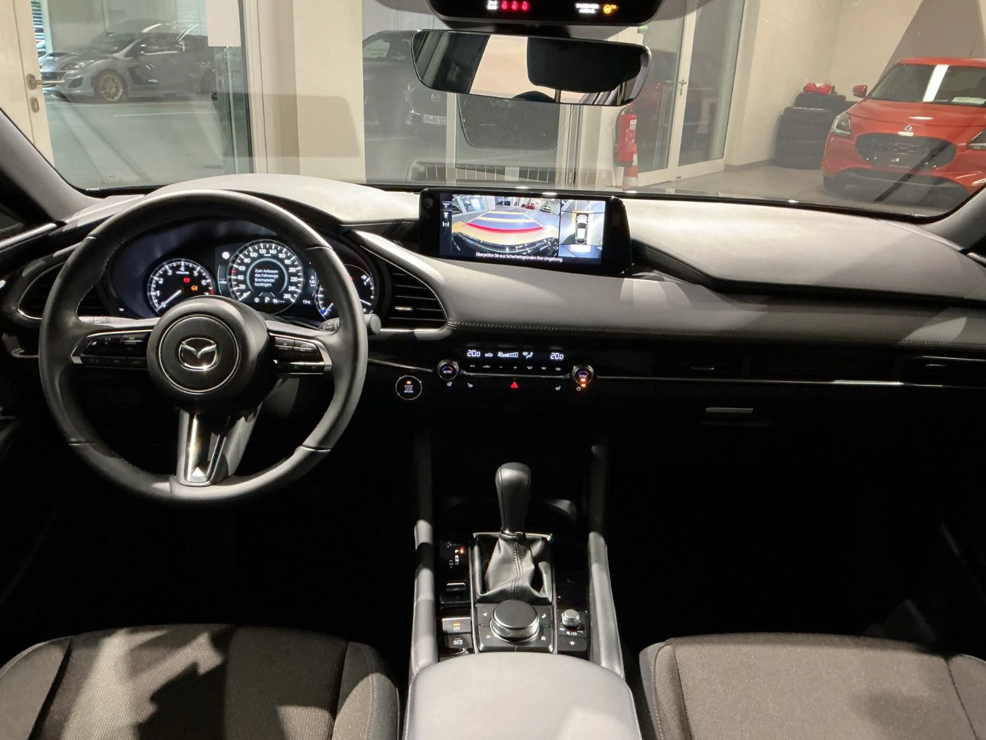 Mazda 3 Exclusive-Line *BOSE*360°*Matrix*Carplay* — photo 12