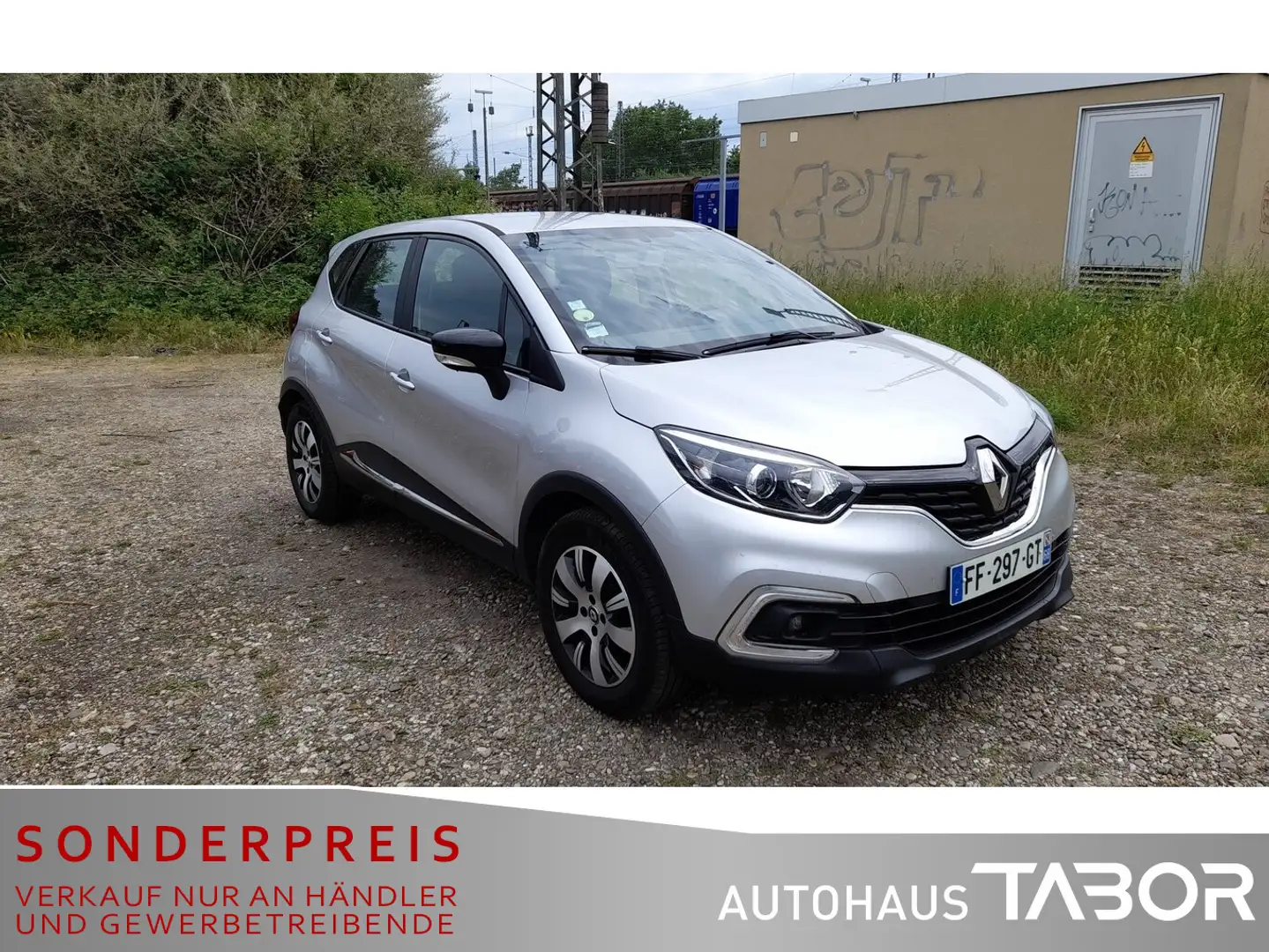 Renault Captur 1.5 dCi 90 Intens AHK Navi LED PDC Klima - 2