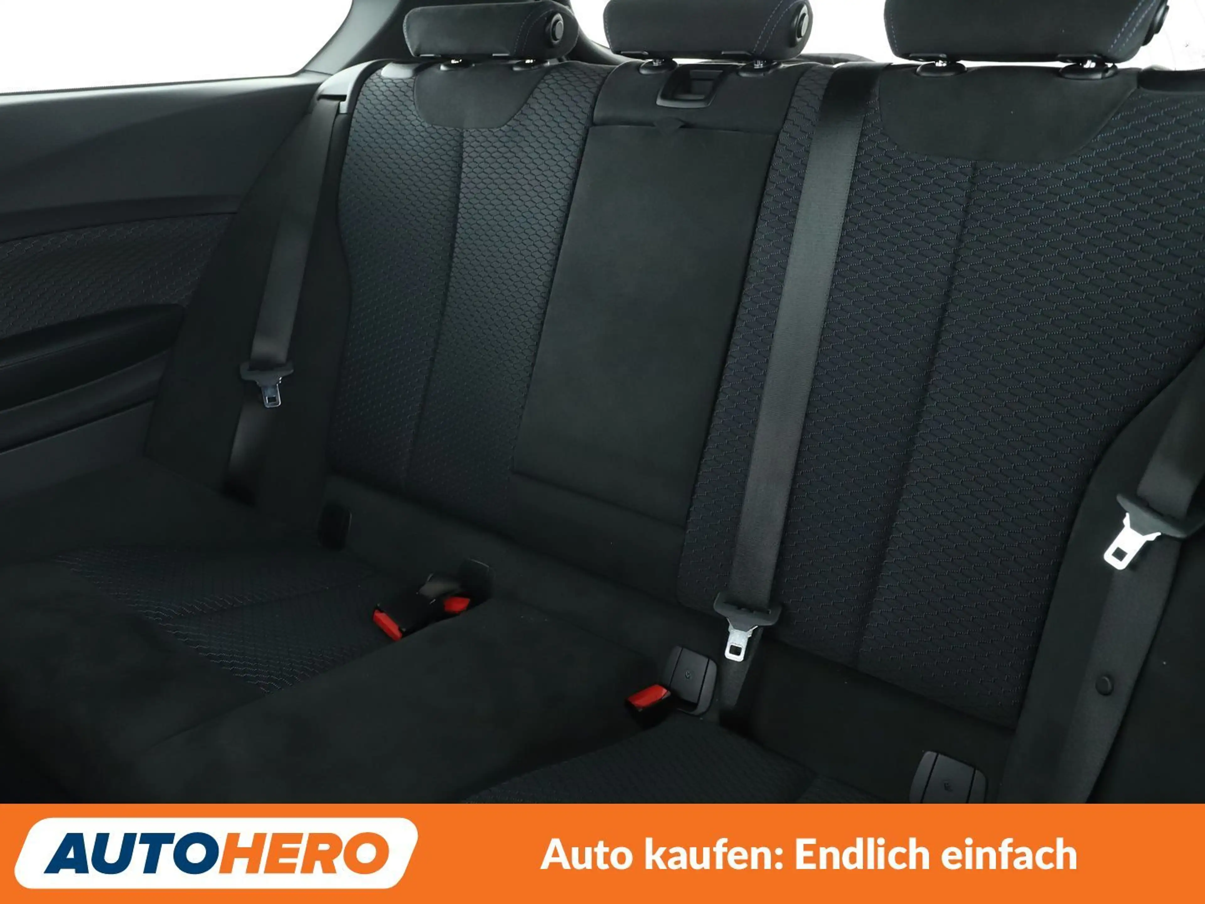 BMW 140 M140i Special Edition Aut.*NAVI*TEMPO*LED*CAM*SHZ* — photo 14