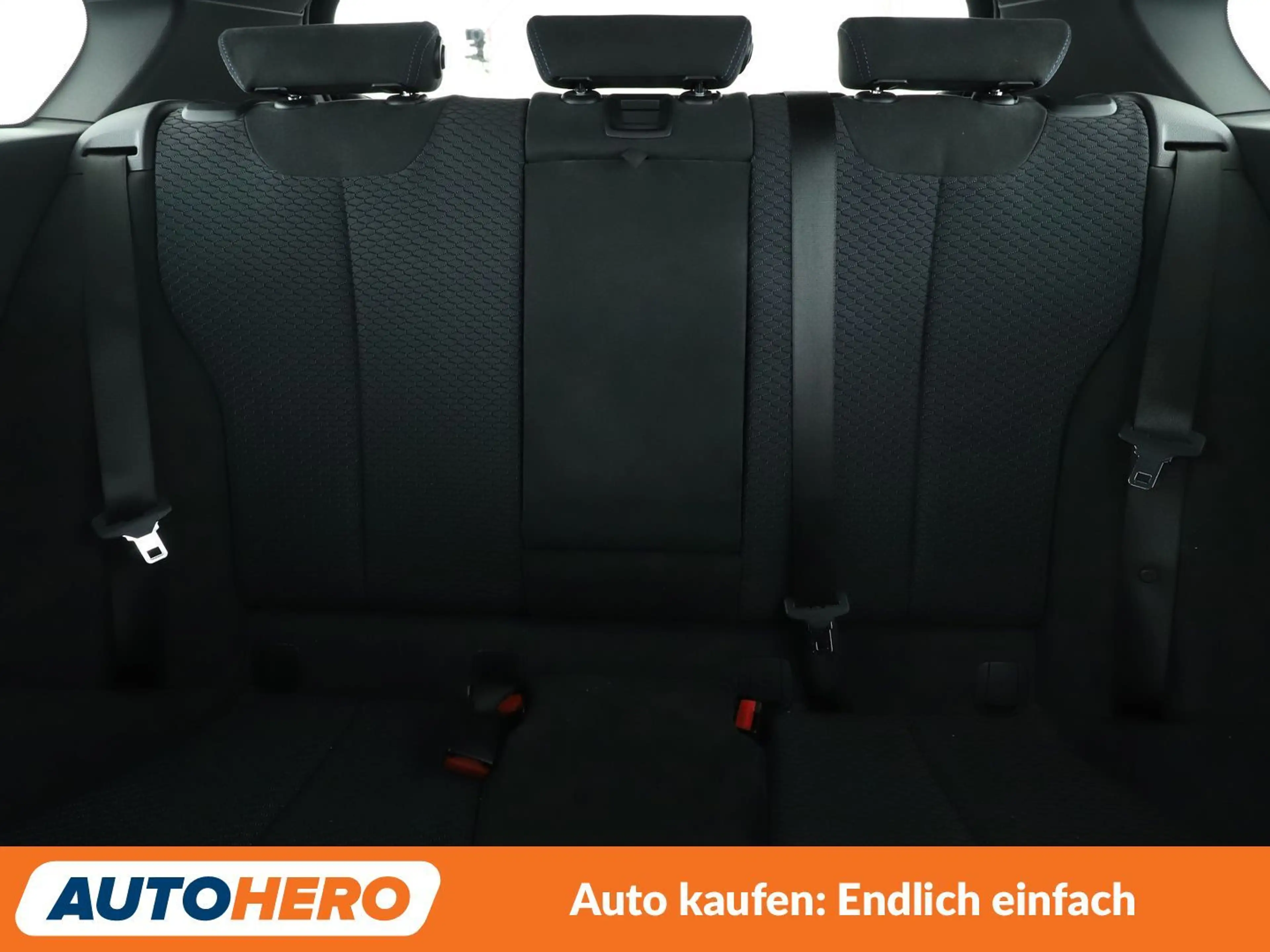 BMW 140 M140i Special Edition Aut.*NAVI*TEMPO*LED*CAM*SHZ* — photo 15