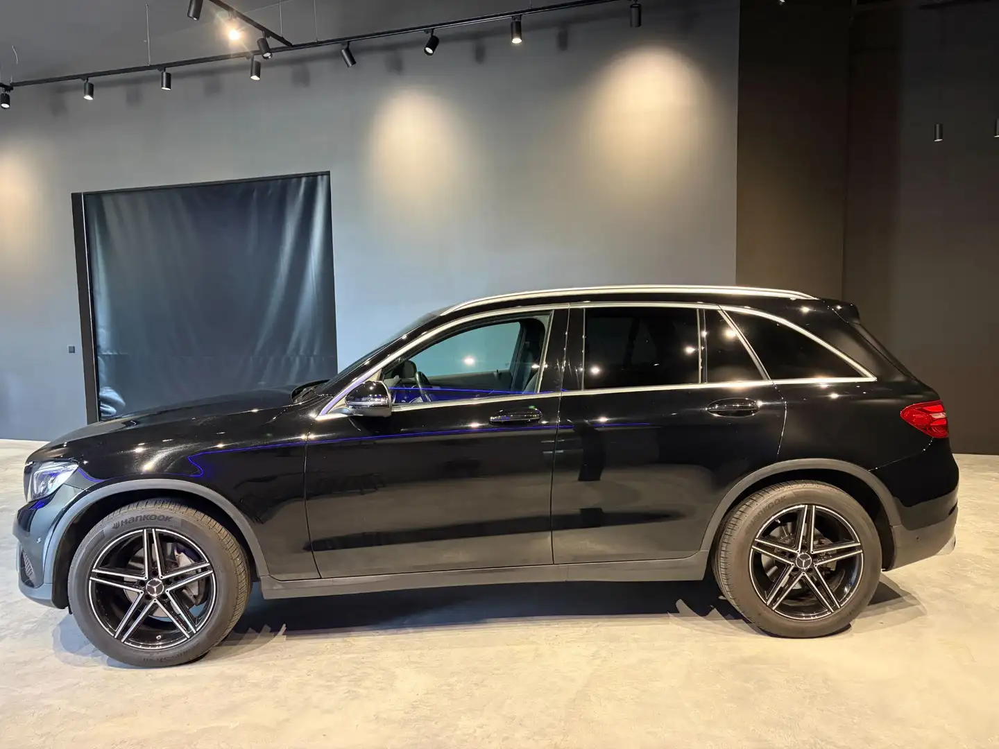 Mercedes-Benz GLC 250 d 4M Exclusive NAV KAMERA ASSISTENZ Schwarz - 2