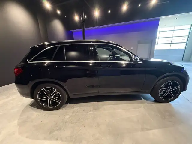 Mercedes-Benz GLC view 6