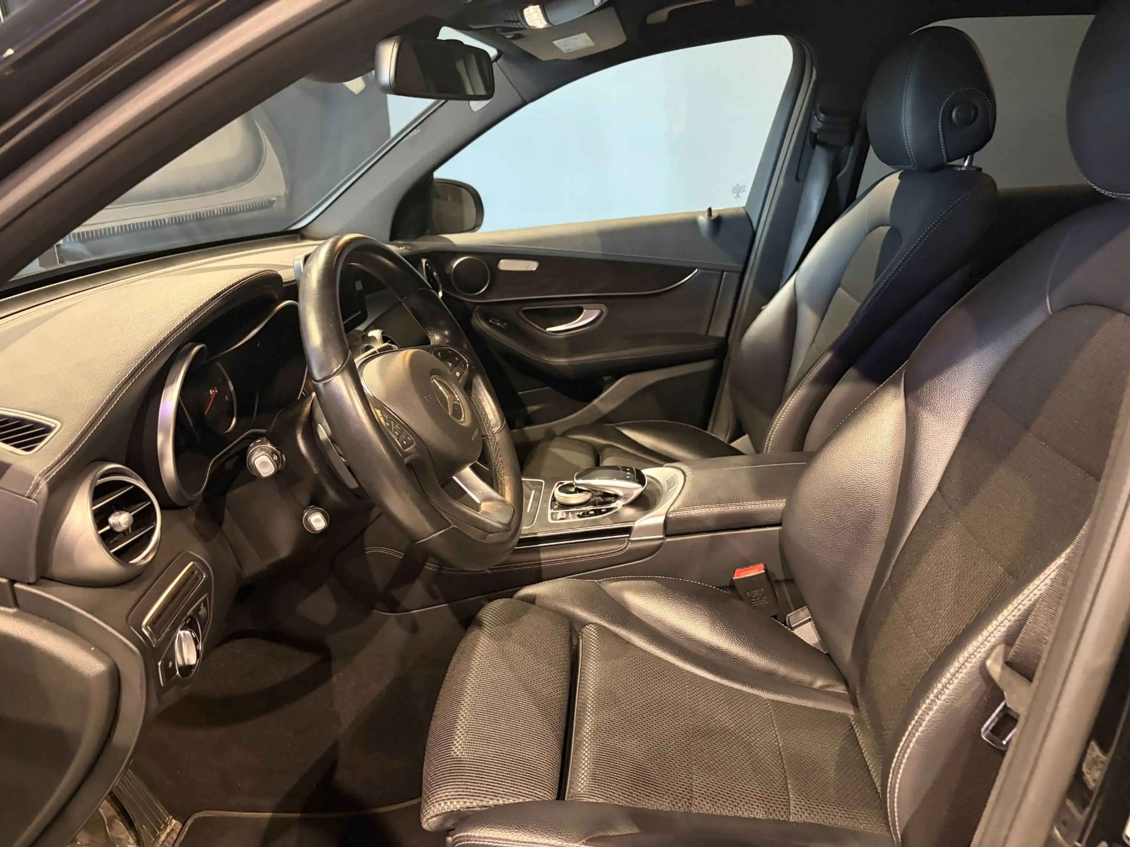 Mercedes-Benz GLC 250 d 4M Exclusive NAV KAMERA ASSISTENZ — photo 9
