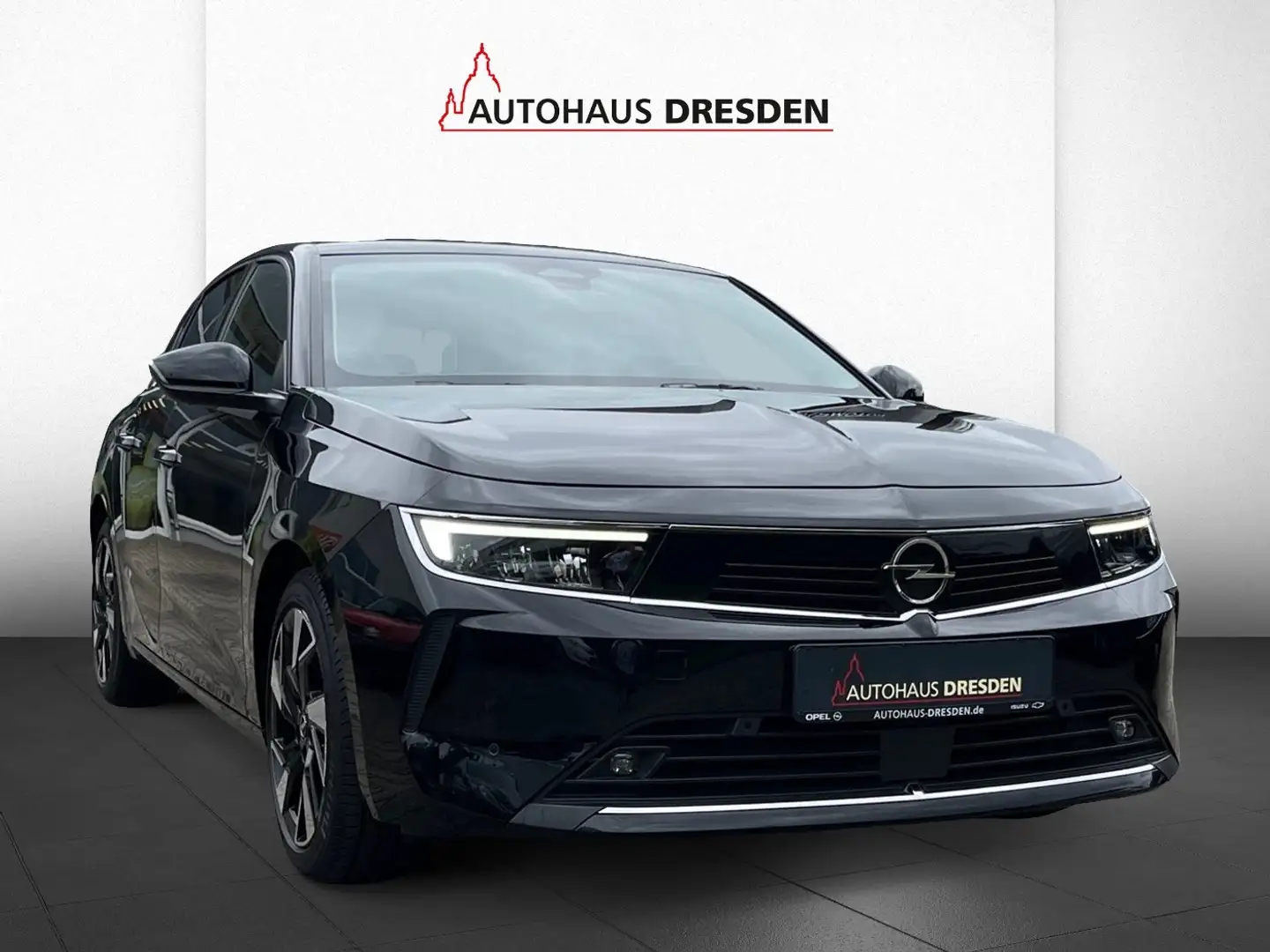 Opel Astra L 1.2 Turbo Elegance ACC+Navi+SHZ+2xKlima Zwart - 2