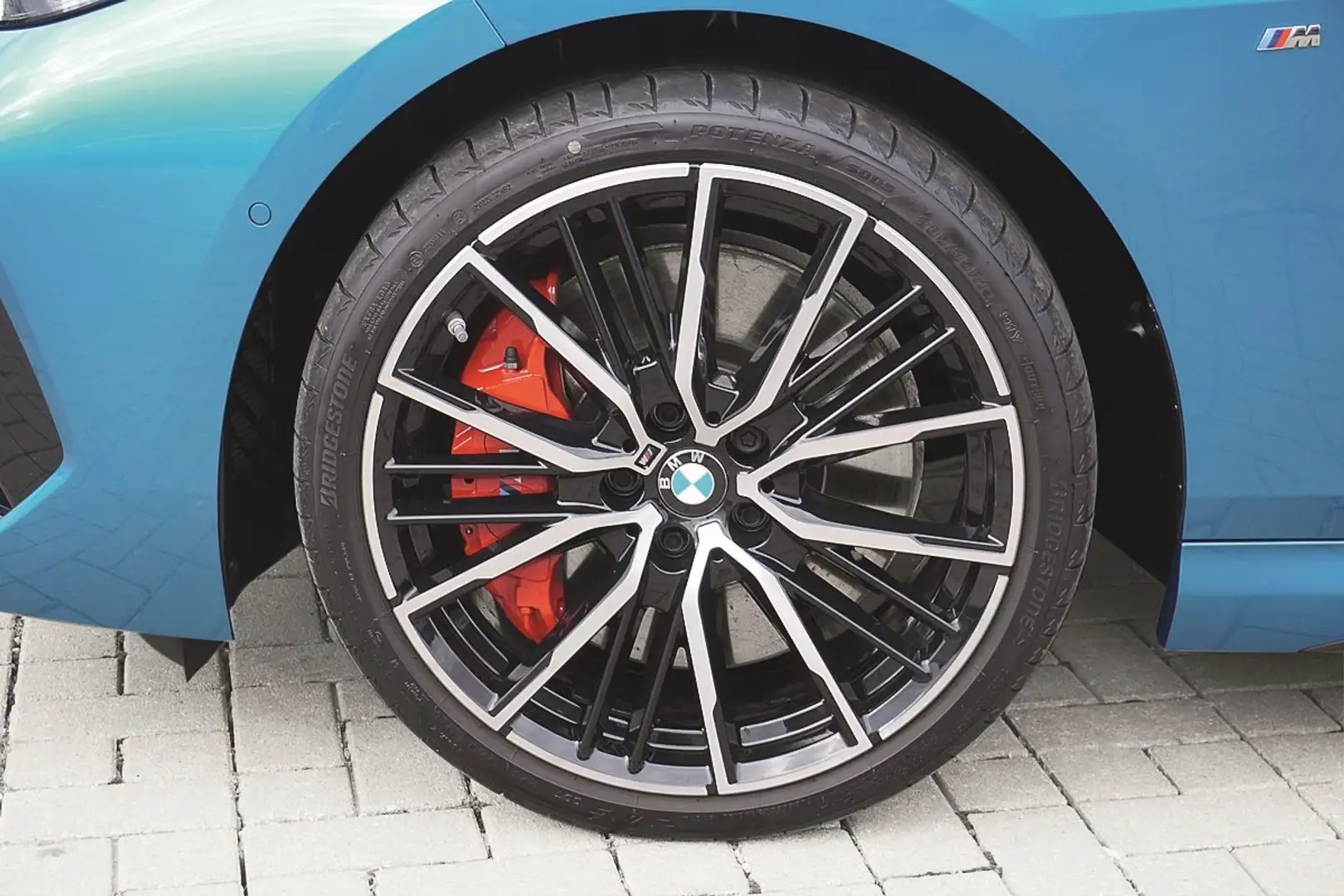 BMW 220 i Gran Coupé M Sport Pro Head-Up AHK Kamera Glasda Blau - 2