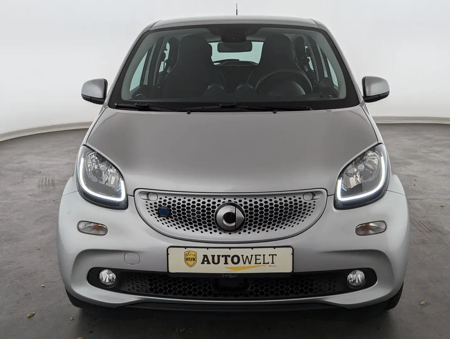 smart forFour EQ prime LEDER+TEMP+KLIMA+SHZ+NAVI Sitzhzg./BC Silber - 2