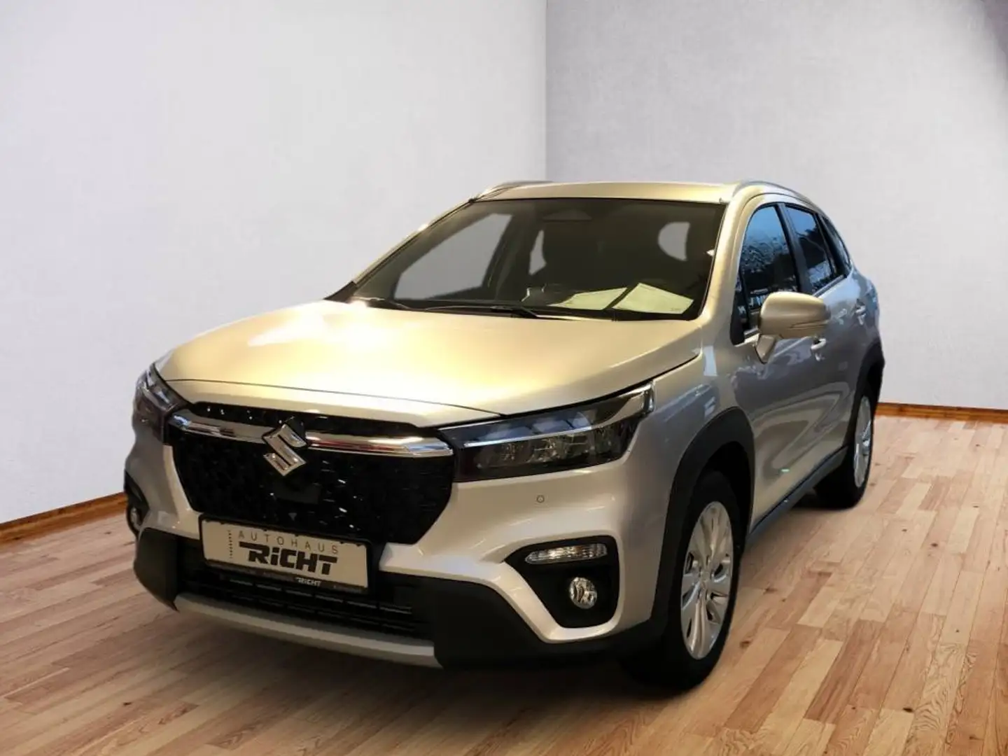 Suzuki S-Cross S-CROSS 1.4 COMFORT ALLGRIP HYBRID Silber - 1