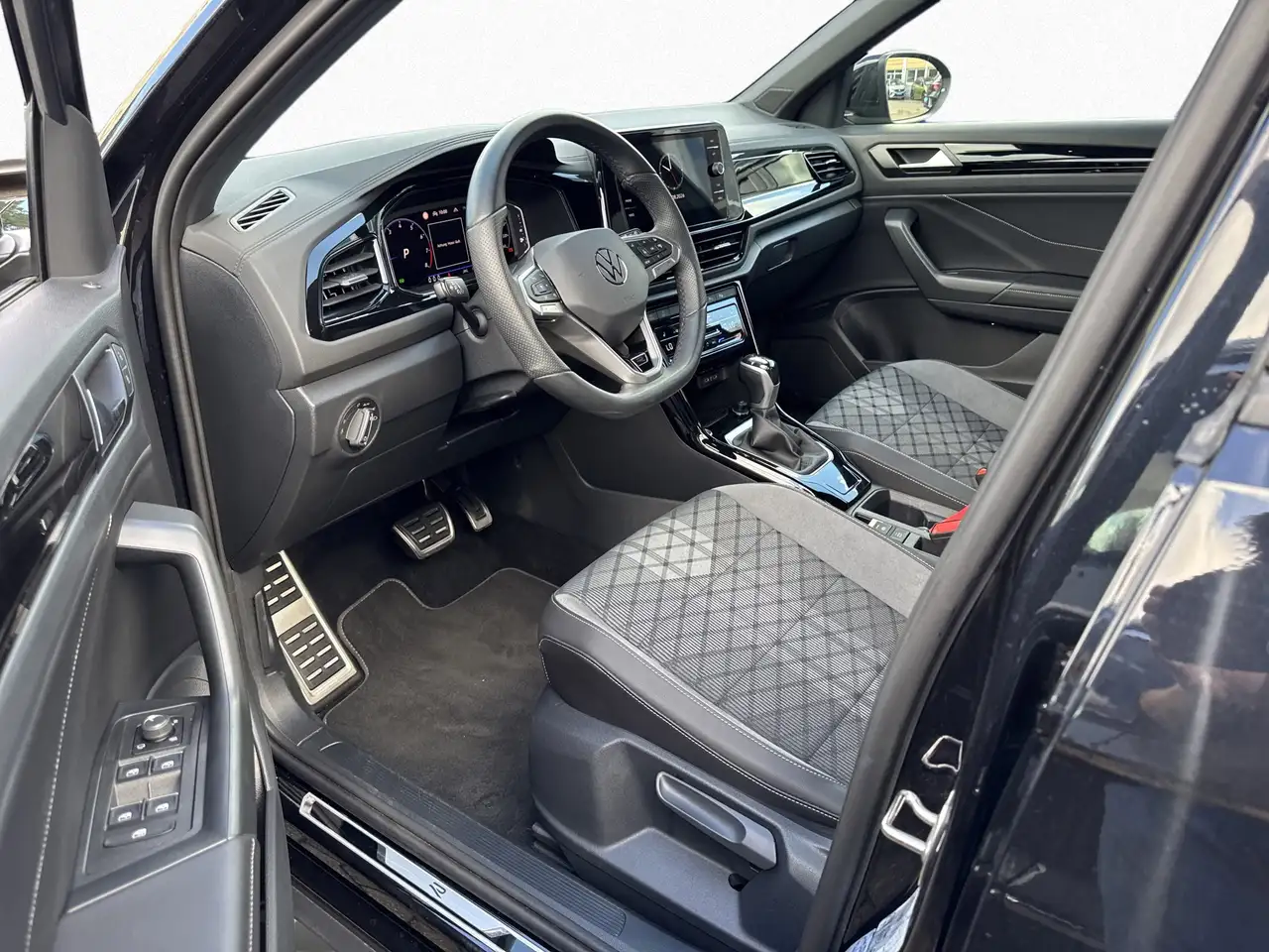 Volkswagen T-Roc R-Line 1.5 E2 R-L BT110 TSID7F, миниатюра 11