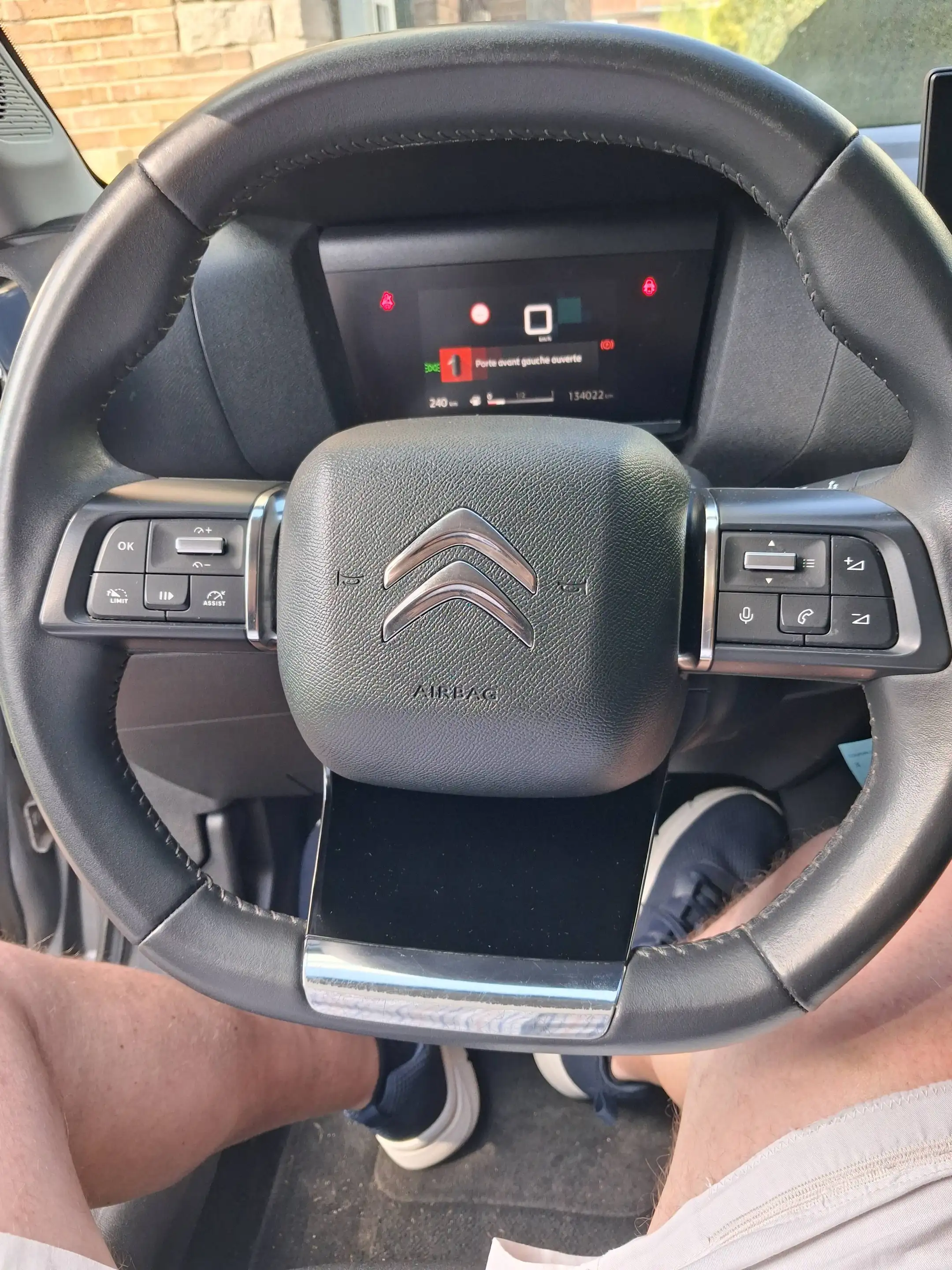 Citroen C4 C4 1.5 BlueHDi Feel S — photo 13