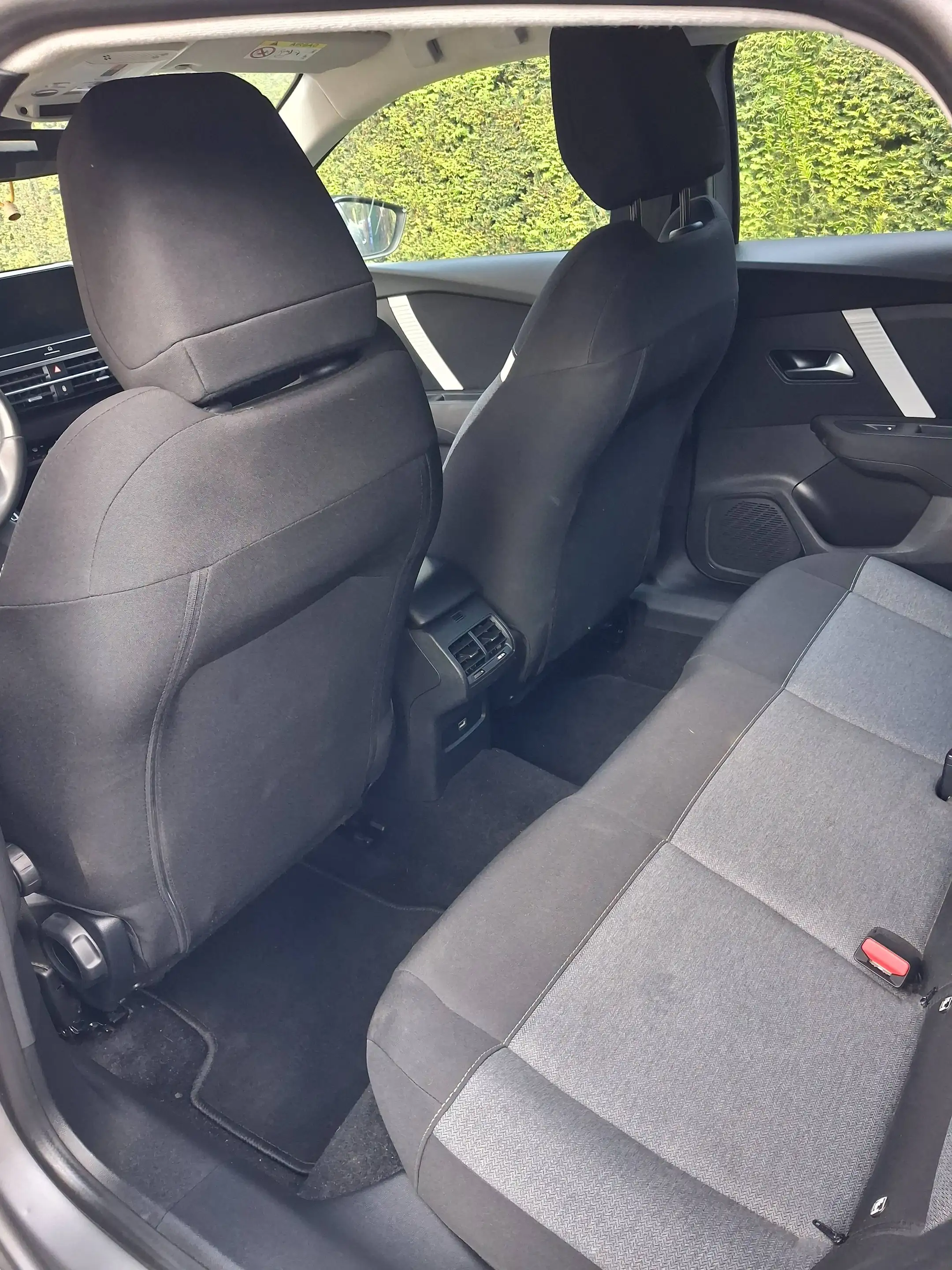 Citroen C4 C4 1.5 BlueHDi Feel S — photo 11