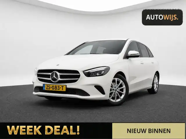 Mercedes-Benz B 180 Launch Edition|AUT|CAMERA|LED|NL AUTO|TREKHAAK