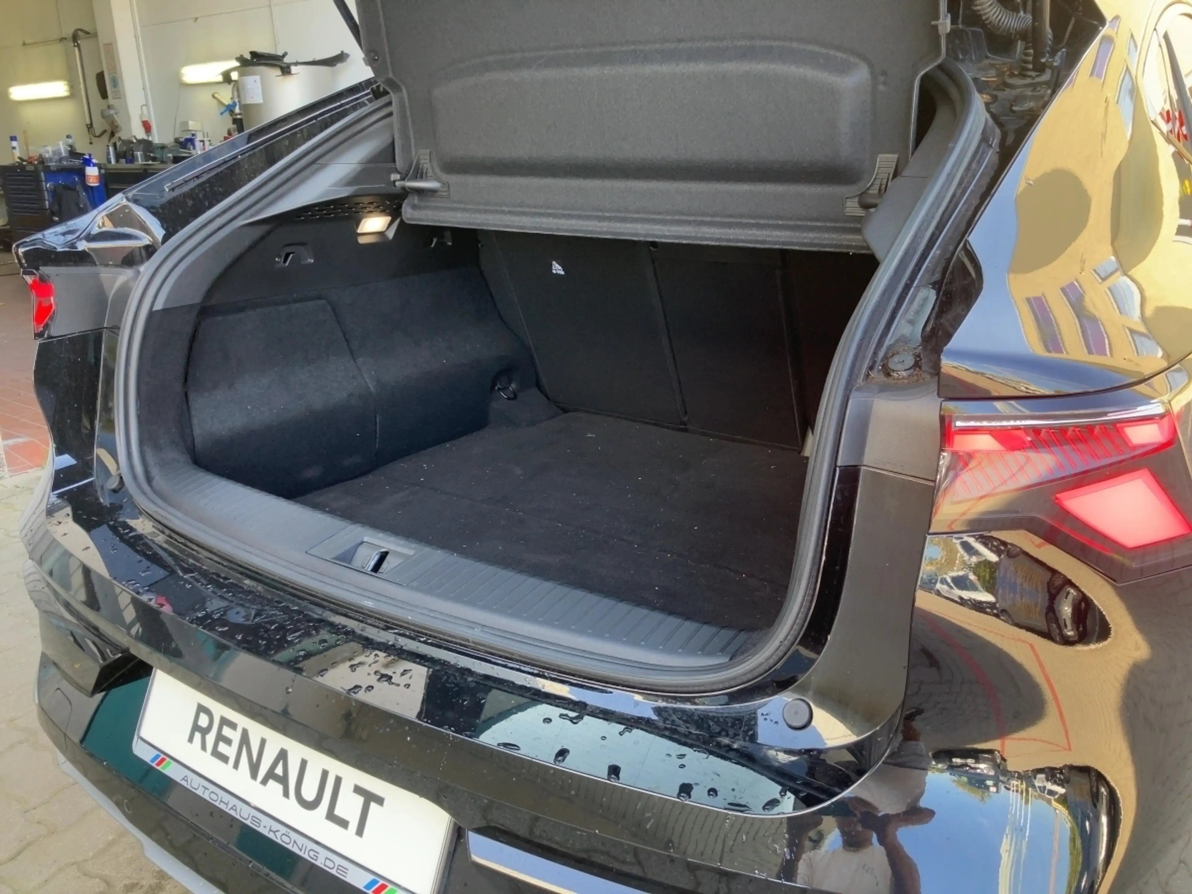 Renault Rafale Techno E-Tech Full Hybrid 200 — photo 8