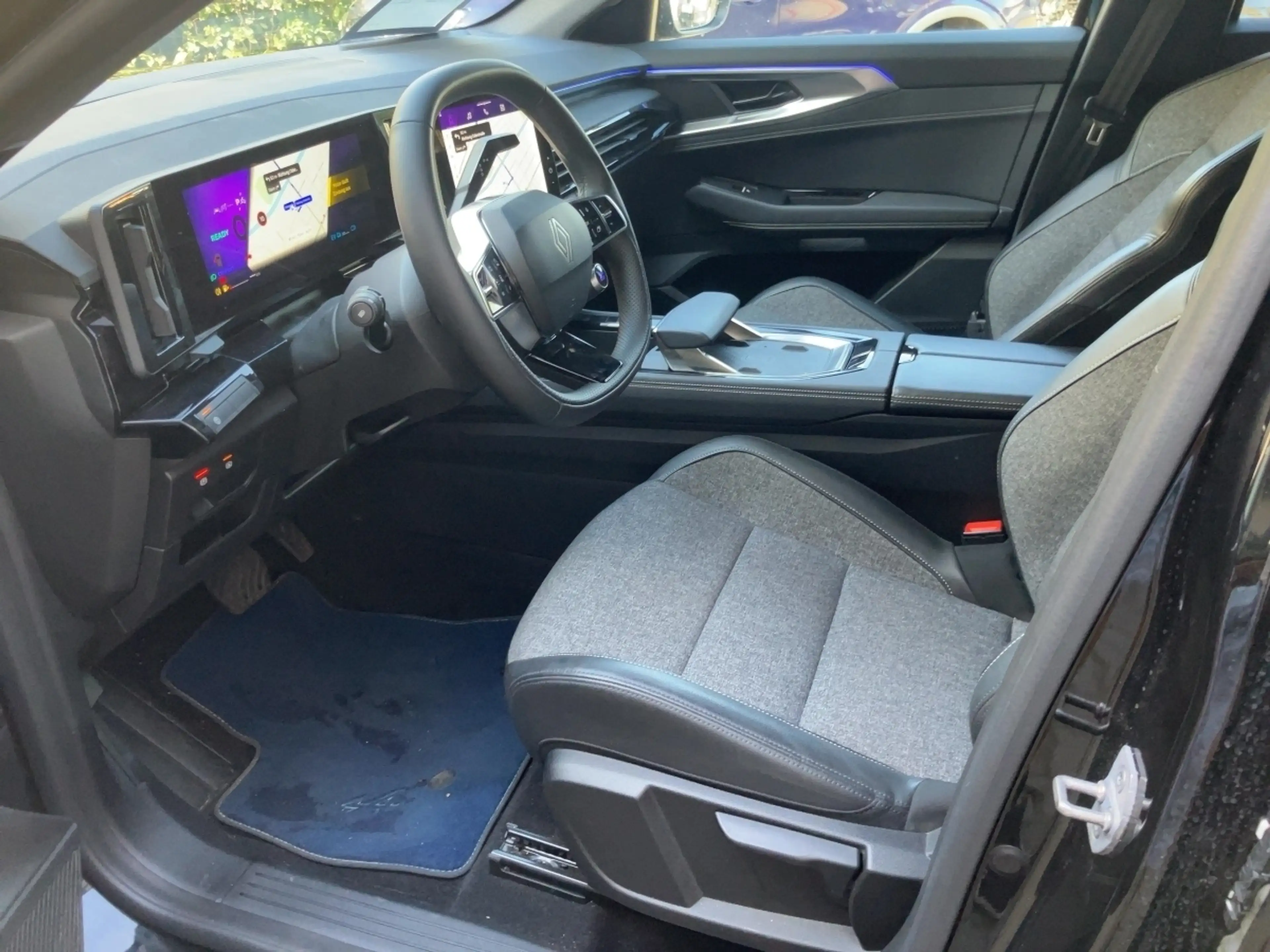 Renault Rafale Techno E-Tech Full Hybrid 200 — photo 12