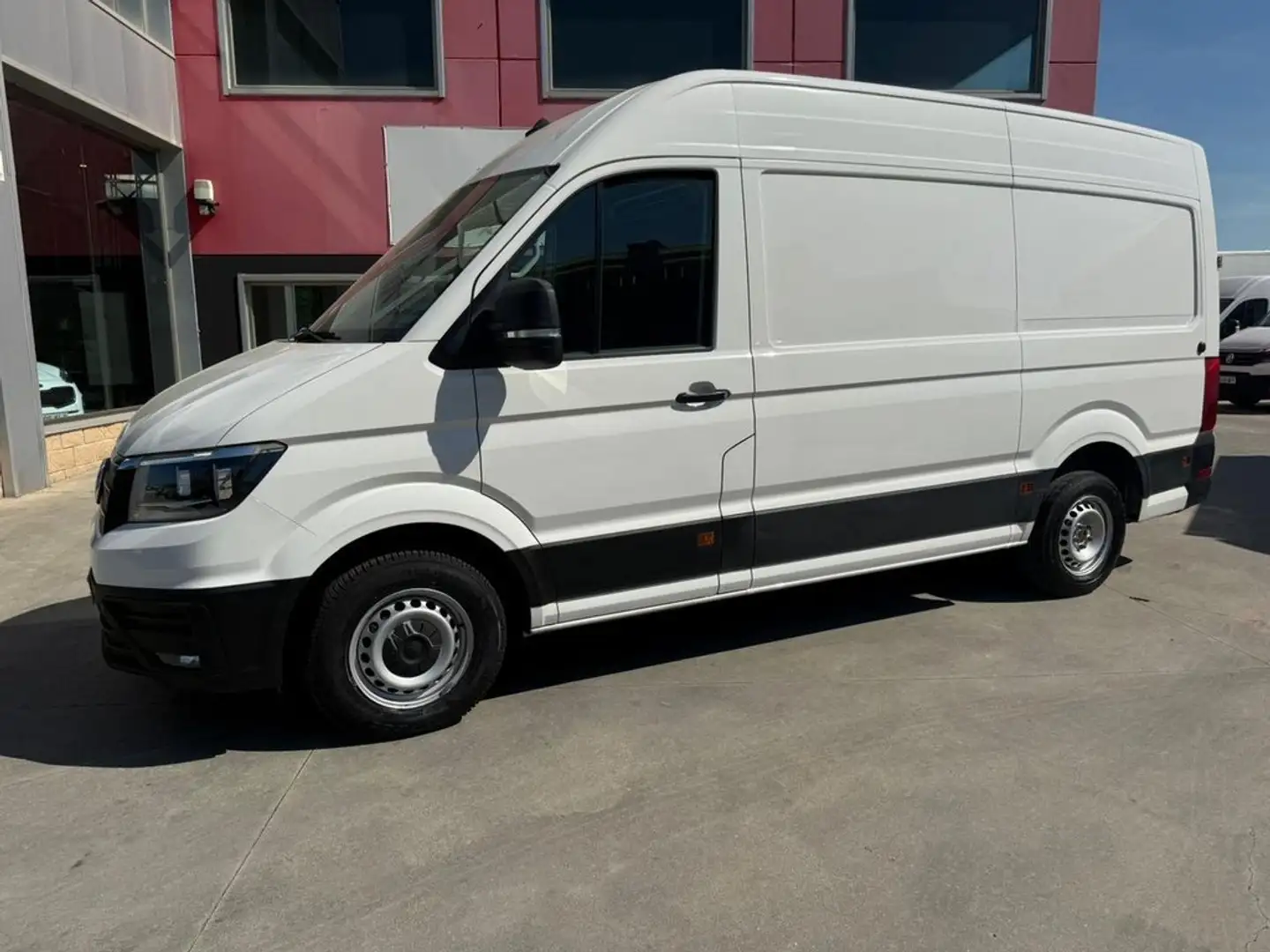 Volkswagen Crafter L3 H2 140 CV Blanc - 2