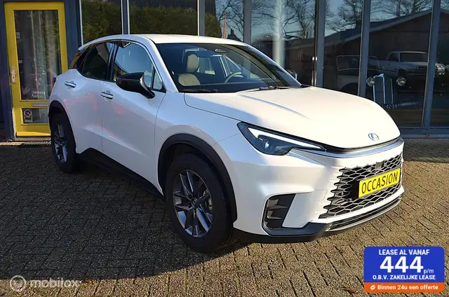 Lexus LBX Businessline incl. service en fabrieksgarantie