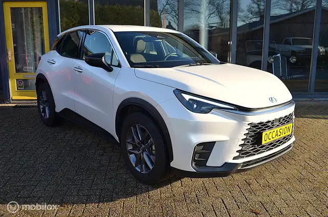 Lexus LBX Businessline incl. service en fabrieksgarantie